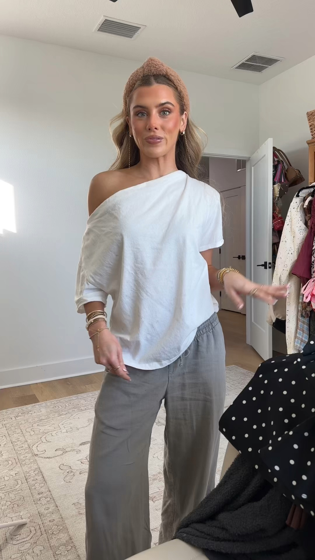 @nuuds size XS  A modern twist on a classic tee, the Off The Shoulder T-Shirt is designed to drape effortlessly for a chic, relaxed look. With a neckline that naturally falls off one shoulder or can be worn as a wide boat neck, this top brings an elevated, easygoing vibe to your everyday style. Crafted from soft vintage cotton with cuffed sleeves and a naturally oversized fit, it’s flattering, comfortable, and perfect for tucking into your favorite denim or pairing with relaxed essentials.

-Fold over neckline
-Cuffed sleeves, but tacked so they’ll never fall down
-Runs naturally oversized
-Distressing is all done by hand and unique to each garment
-100% Cotton

#LTKSeasonal #LTKgrwm #LTKootd