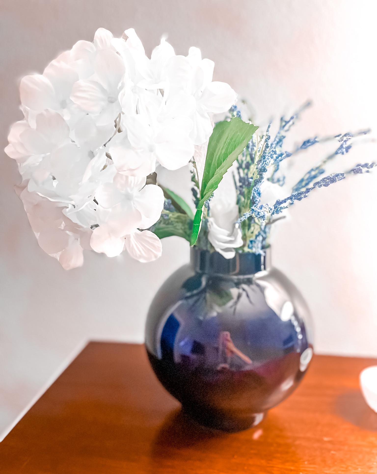 Blue glass vase from Target, Hydrangea stems, blue and white decor, floral stems 

#LTKhome #LTKfindsunder50 #LTKsalealert