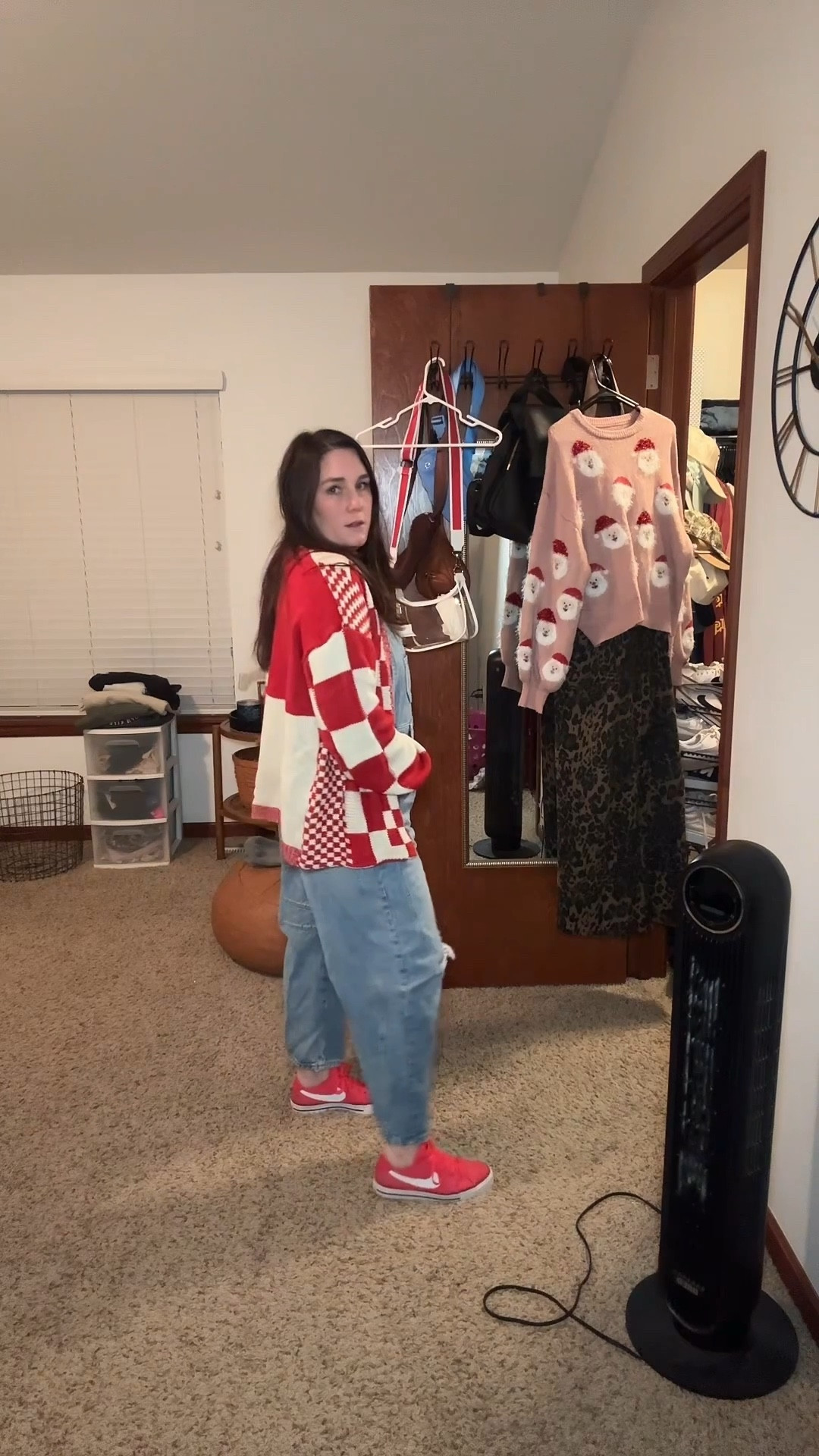 Help me pick what to wear for the market this weekend! Your girl loves some overalls 🤣

#LTKMidsize #LTKmomlife #LTKHoliday
