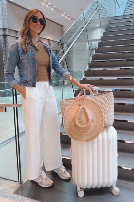 Ultra comfortable and chic airport outfit idea 
The perfect fabric pants 🙌🏻 everything fits true to size. Wearing a size small on everything. My sneakers are ultra comfortable and so beautiful 
Also runs true to size.
