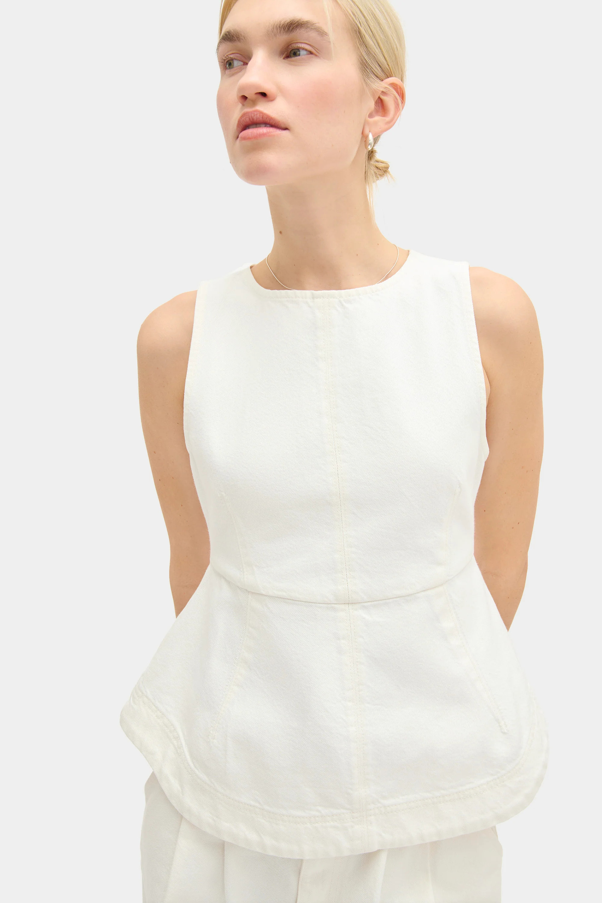 ALIGNE Sleeveless Peplum Denim Top- White | Chlo | ALIGNE USA