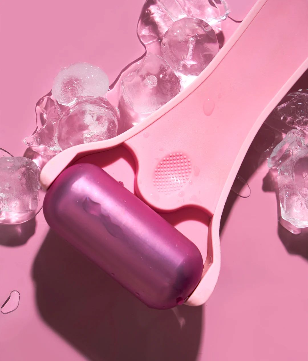 HOT MESS ICE ROLLER | The Skinny Confidential