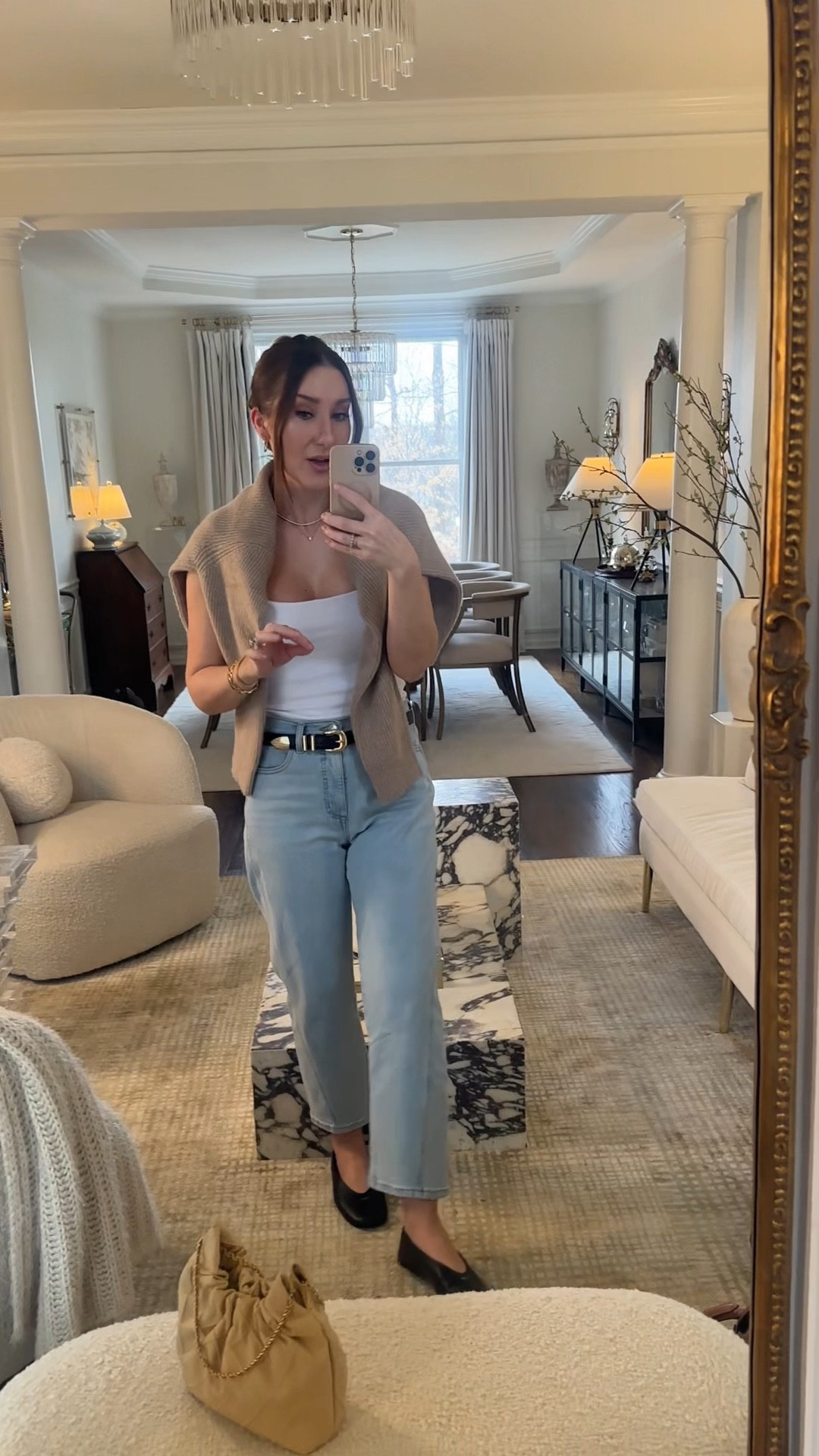 Effortless chic, classic ootd 😎
Shoes tts
Tank m
Sweater m

#LTKootd