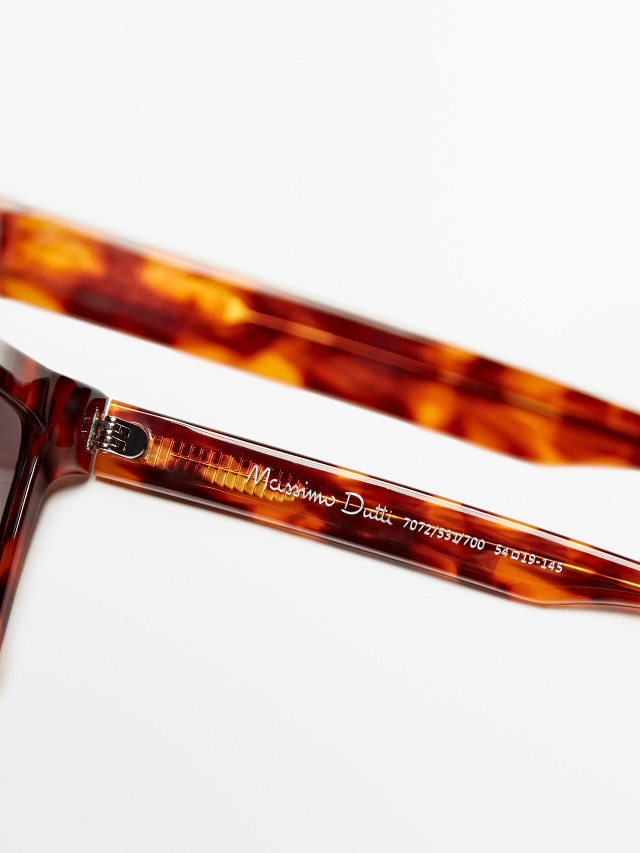 Tortoiseshell D-frame sunglasses | Massimo Dutti US
