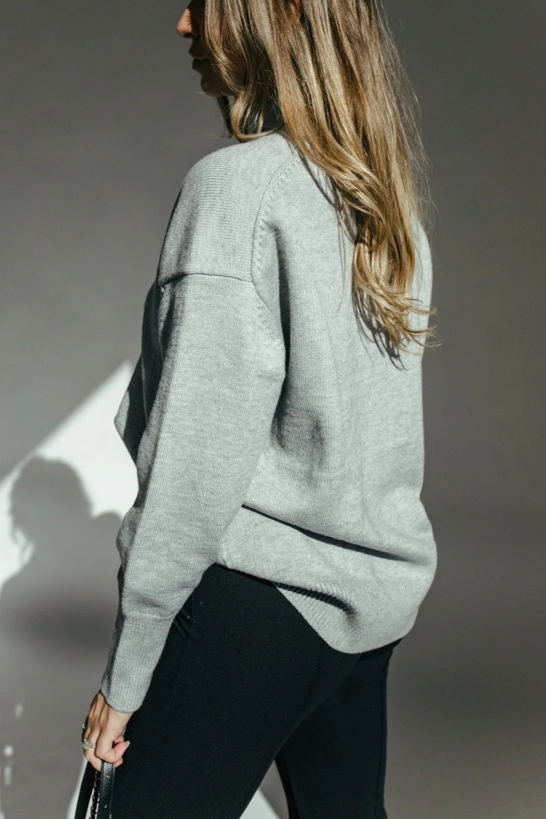 Chapman Turtleneck Sweater - Grey | THELIFESTYLEDCO