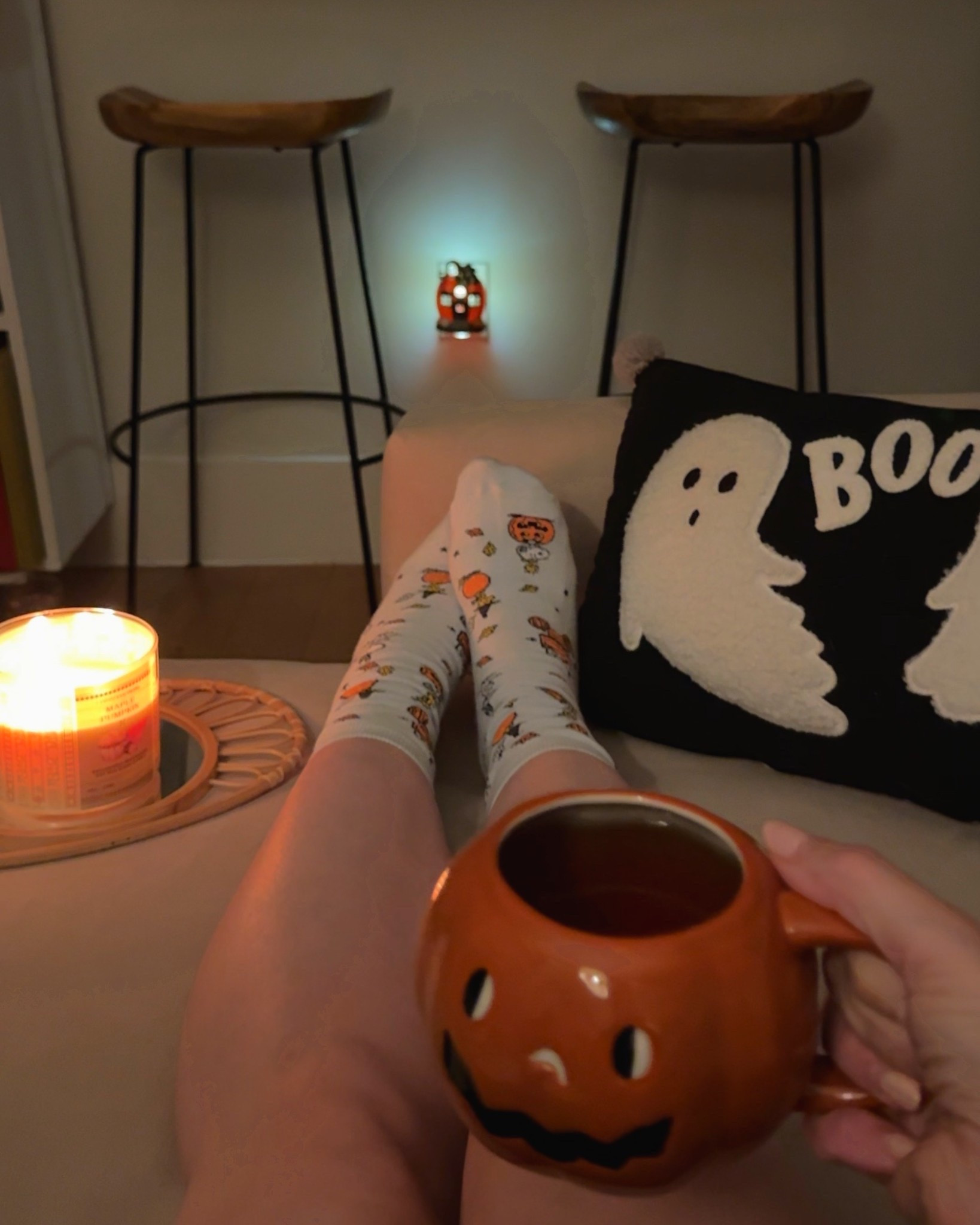 Cozy night with my Bath & body works haul & Peanuts socks 🧡 #ltkhome #ltkfall

#LTKSeasonal