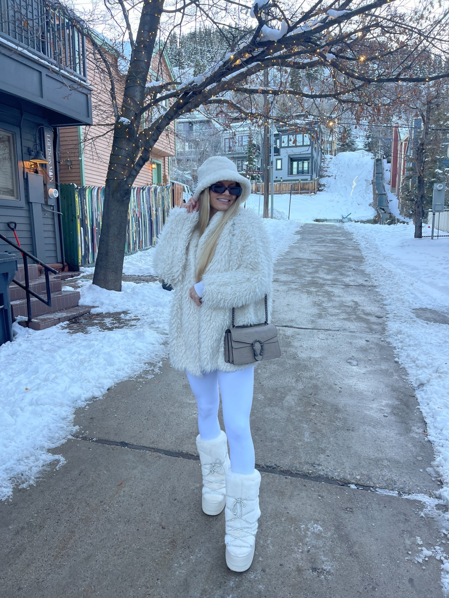All white to match the snow 🤍

#LTKootd #LTKdayinmylife #LTKTravel