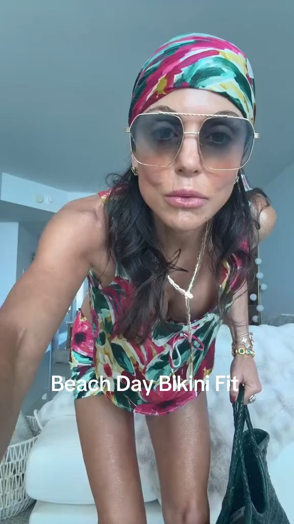 Beach day bikini fit! 💕🌴🌺 I love this suit pattern and it is in stock! I was also able to link my bag as well.

#LTKWatchNow #LTKStyleTip #LTKSwim