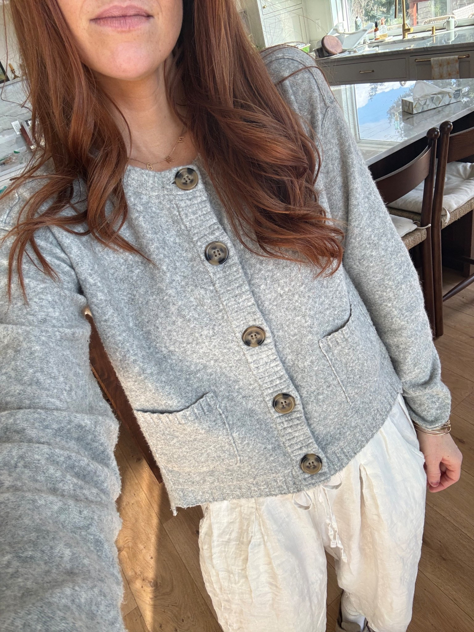 Obsessed with this sweater so comfy and flattering 🩷It’s on crazy sale right now! And the linen pants are also 🤌🏻

#LTKSeasonal