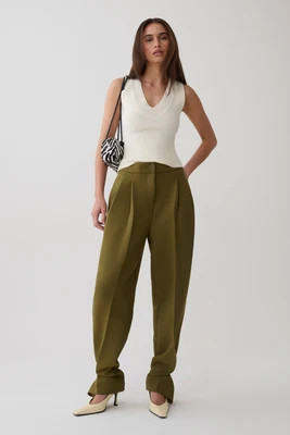 Hazel Pleated Suiting Pants / Olive | MESHKI | XXS | MESHKI US