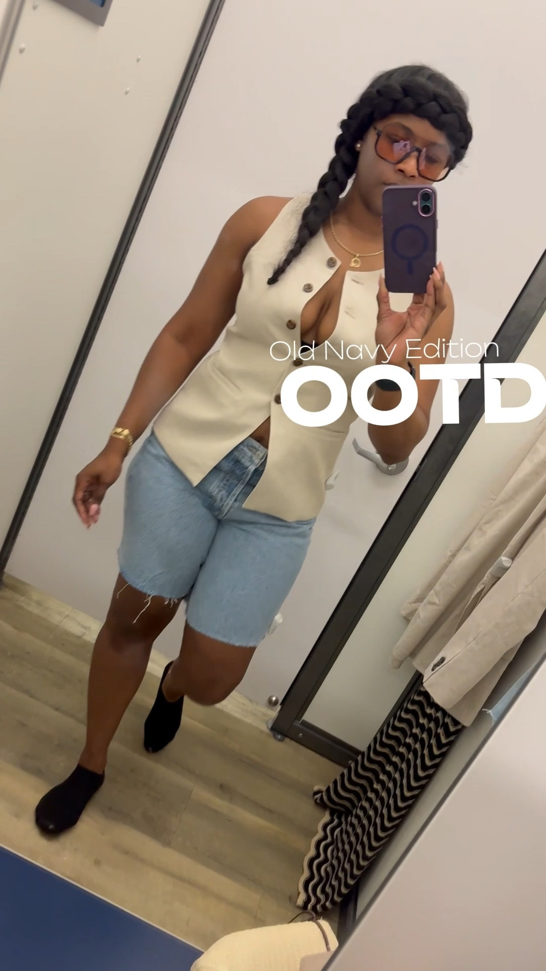 Old Navy stays coming through with the basics you need to build a solid wardrobe. 
 
#OldNavy #capsuelwardrobe #denimshorts #vestoutfitideas #ootd #tryonhaul

#LTKStyleTip #LTKSaleAlert

#LTKStyleTip #LTKSaleAlert #LTKPlusSize
