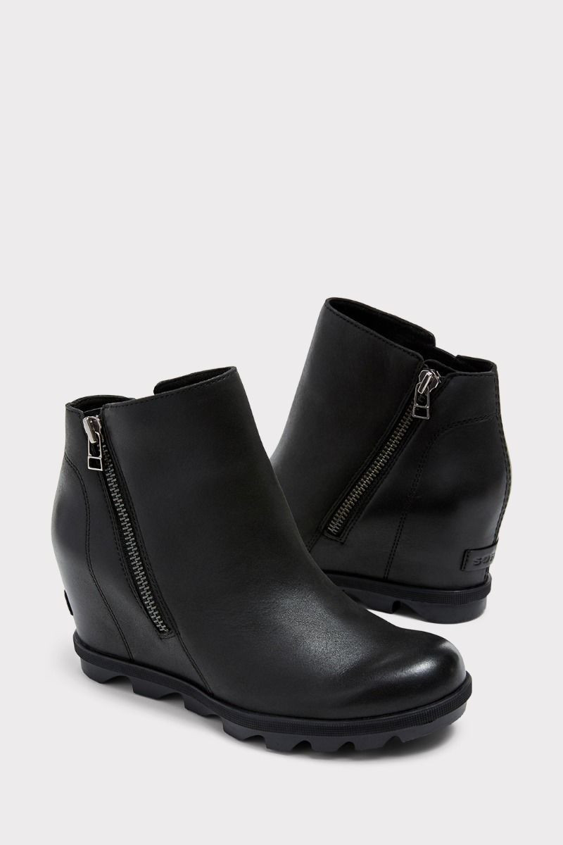 Joan of Arctic Wedge Il Zip | Evereve