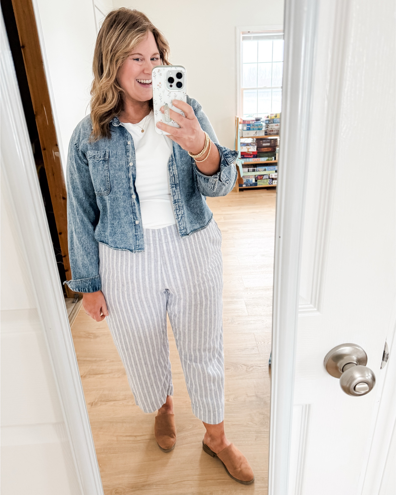 Old Navy favorites!

Linen pants - XL
Linen shorts - XL
Linen button down - large
Dress - XL petite 
Pixie pants - 16 petite (normally), 14 maternity now while pregnant 
Swim dress - Xl maternity 
Jean - 14 petite in all normally, 14 maternity now 
Snug crop tees - XL
Sweatshirts - XL
Tanks - XL

#LTKBump #LTKSaleAlert #LTKMidsize