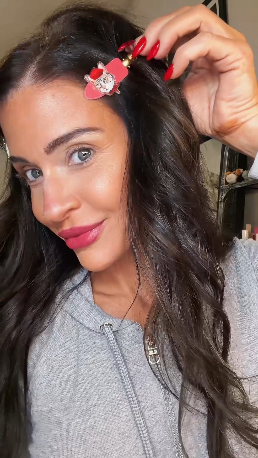 Crease free hair clips. They don’t have that exact ones anymore but u linked some other cute ones ❤️

#hairclips
#lipstick
#lipcombo 

#LTKmorningroutine #LTKgrwm #LTKselfcare