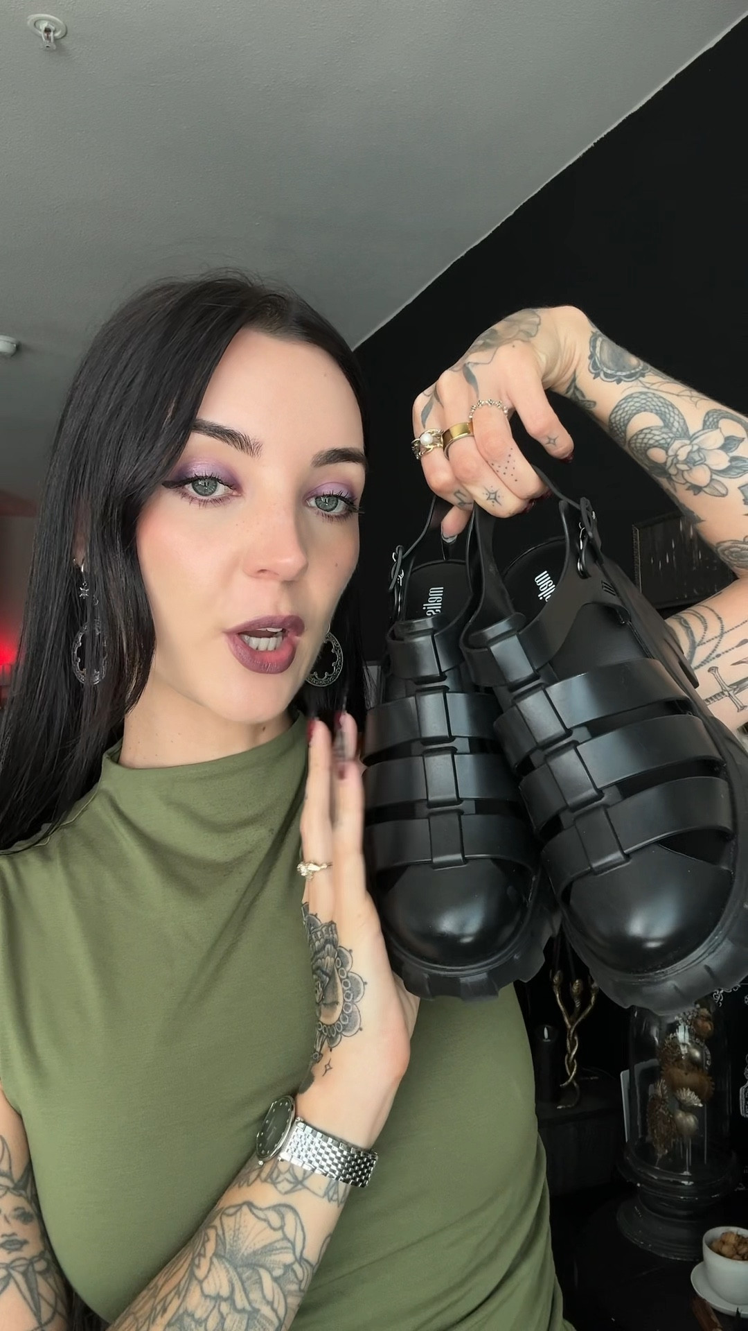 lazy corporate goth grwm 

#LTKWorkwear #LTKdayinmylife