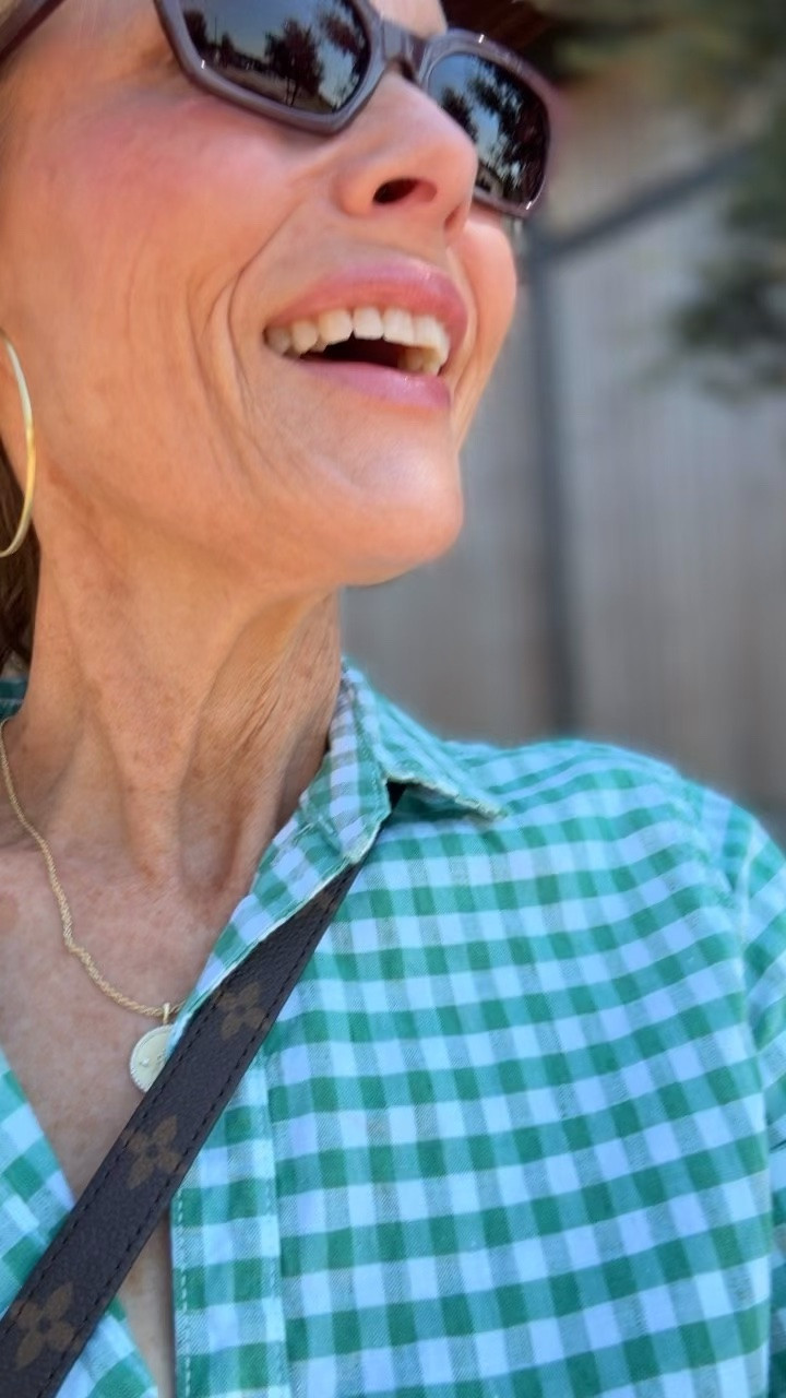 Medium in dress… worth every penny
Necklace is fab and so are the sunnies

#LTKCon #LTKootd #LTKOver40