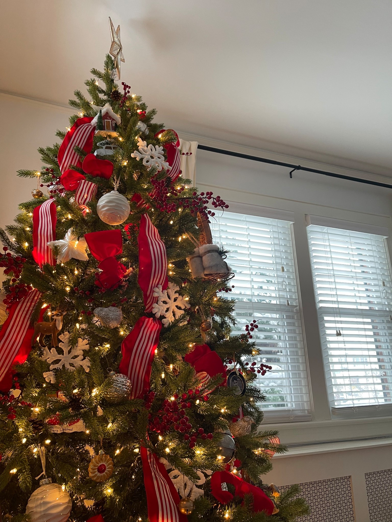 Christmas tree
Christmas decorations
Star
Ribbon
Candy cane
Ornaments
Holiday decor
Ski chalet
Snow shoes
Deer ornament
Stockings
Garland
Tree skirt
Woodland
Animals
Gold ornament
White ornament
Silver ornament
Picture frame ornament



#LTKHoliday #LTKHome #LTKFindsUnder50