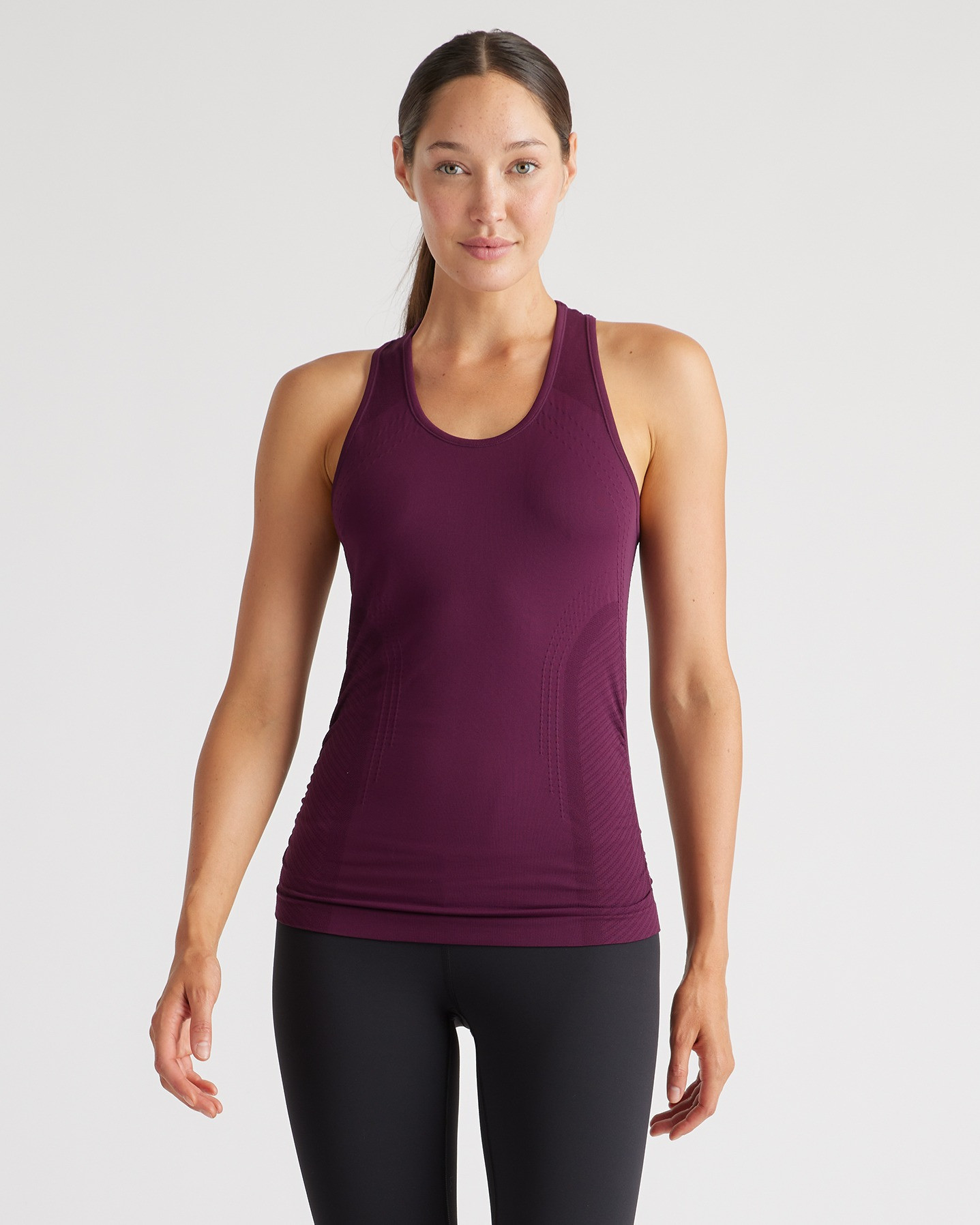 Quince | Women's Seamless Ruched Racerback Tank Top in Plum, Size XS, Nylon | Quince