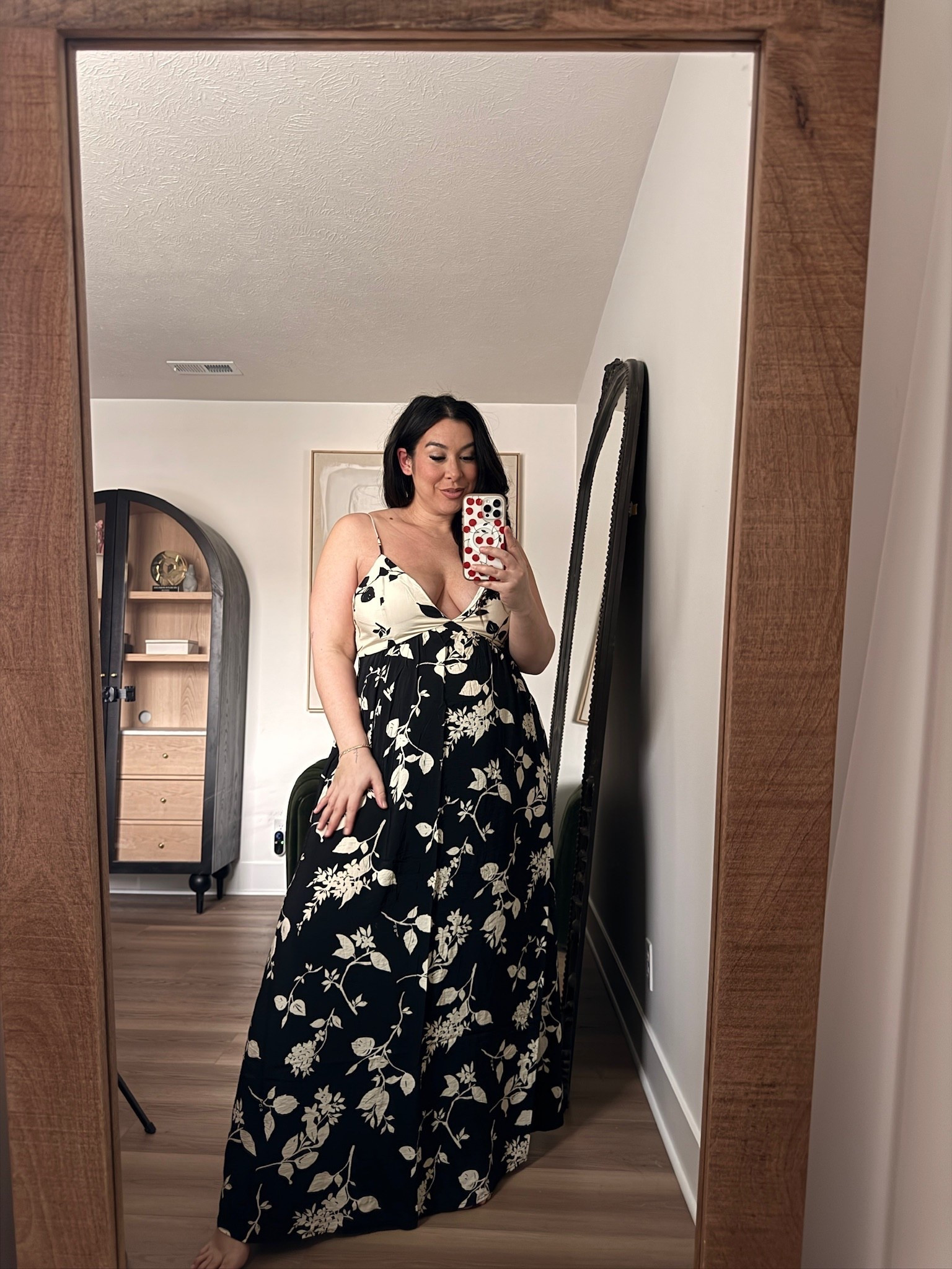 The most gorgeous floral maxi dress is ON SALE! Abercrombie is currently 25% off spring favorites + get an extra 20% off almost everything in app with code AF20 @abercrombie   

#LTKstyletip #LTKsalealert #LTKmidsize