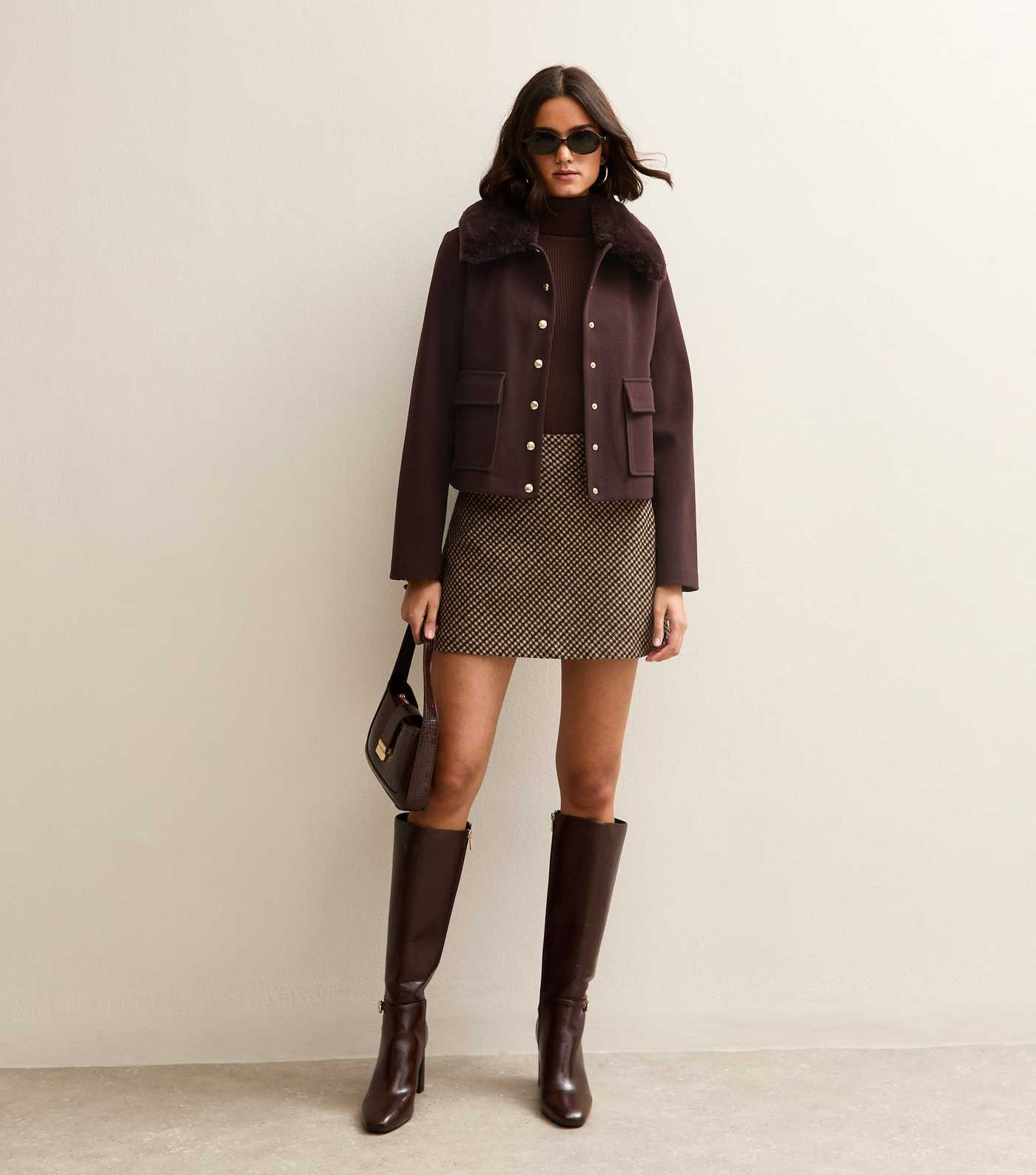 Dark Brown Faux Fur Collar Short Shacket | New Look | New Look (UK)