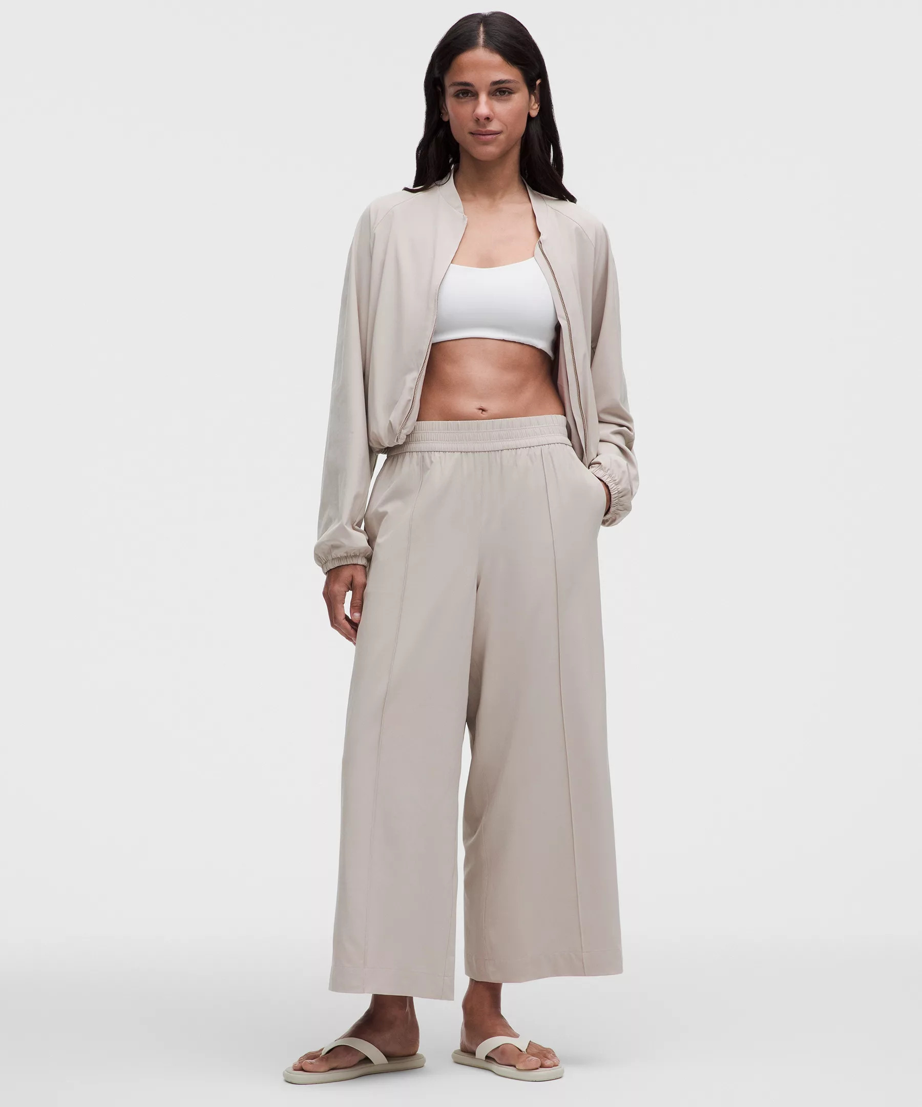Breezily Mid-Rise Cropped Pant | Lululemon (US)