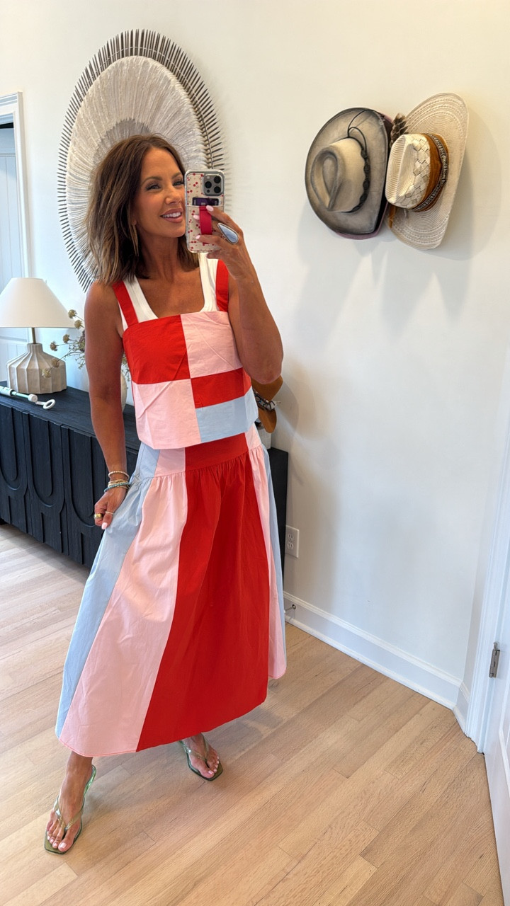 avara x natasha has the cutest collab! code betsy15 works for new customers! i’m wearing a medium top and bottom ♥️

#LTKootd #LTKSaleAlert #LTKSeasonal