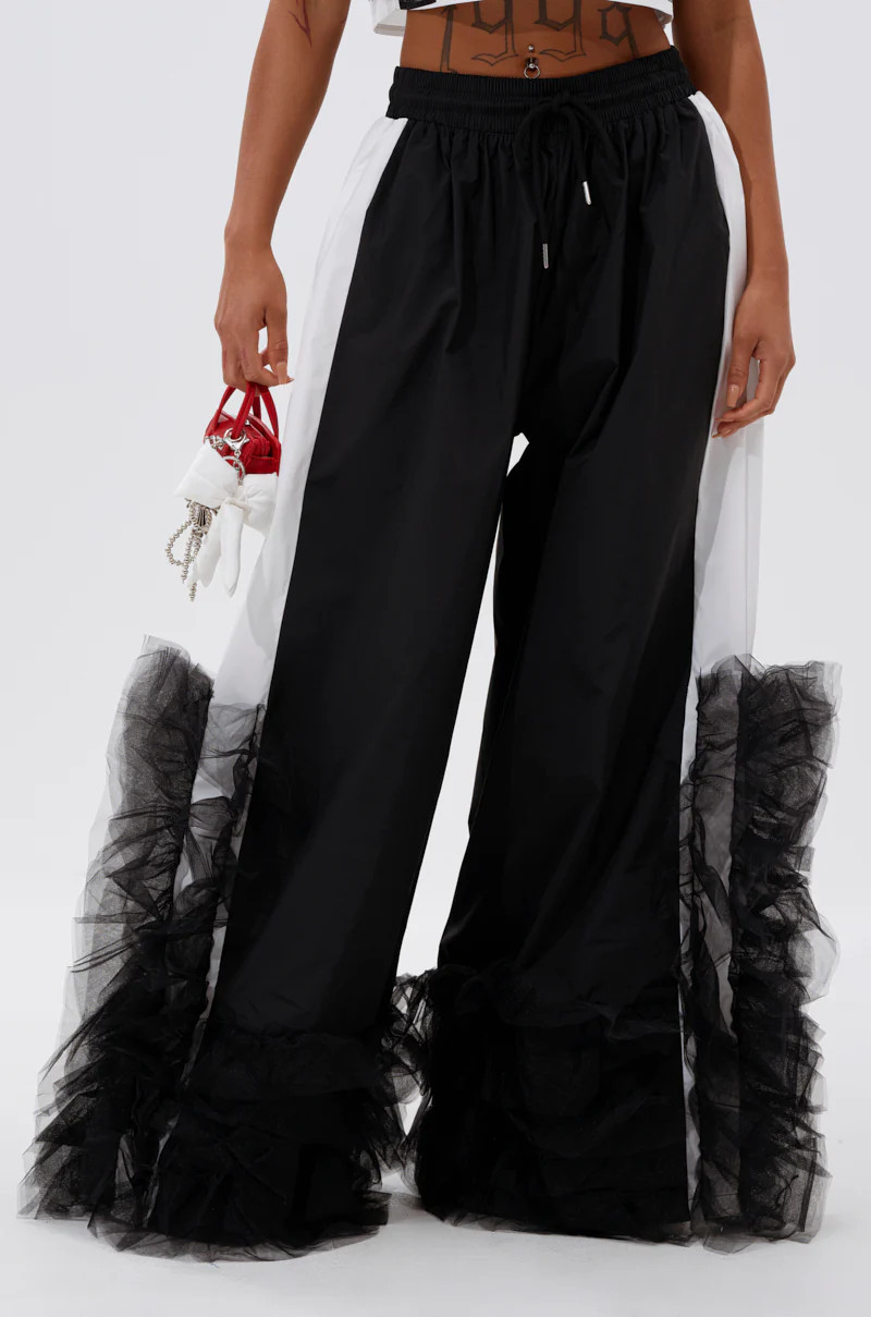 AKIRA Feeling Like A Boss Track Pants With Tulle Trim | Black | Size Large | AKIRA