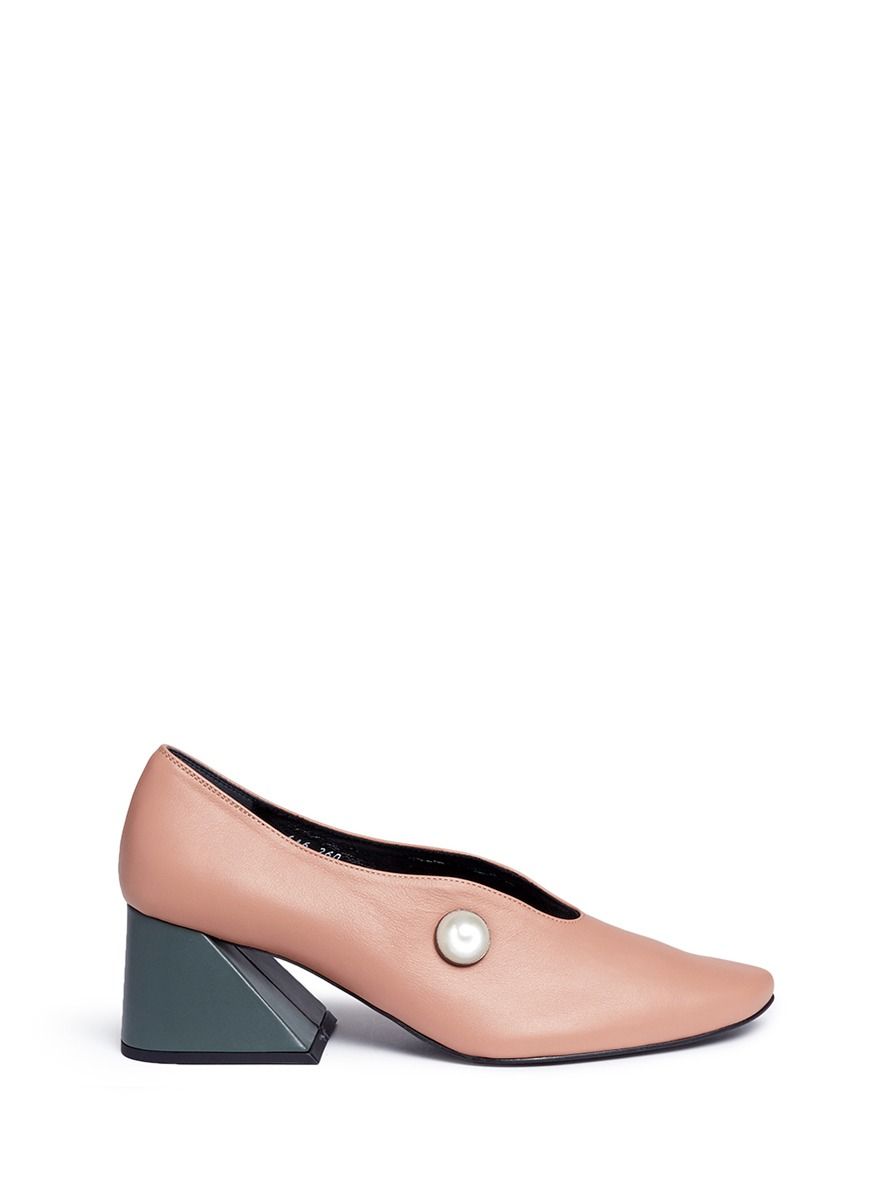 Geometric heel colourblock choked-up leather pumps | Lane Crawford (US)