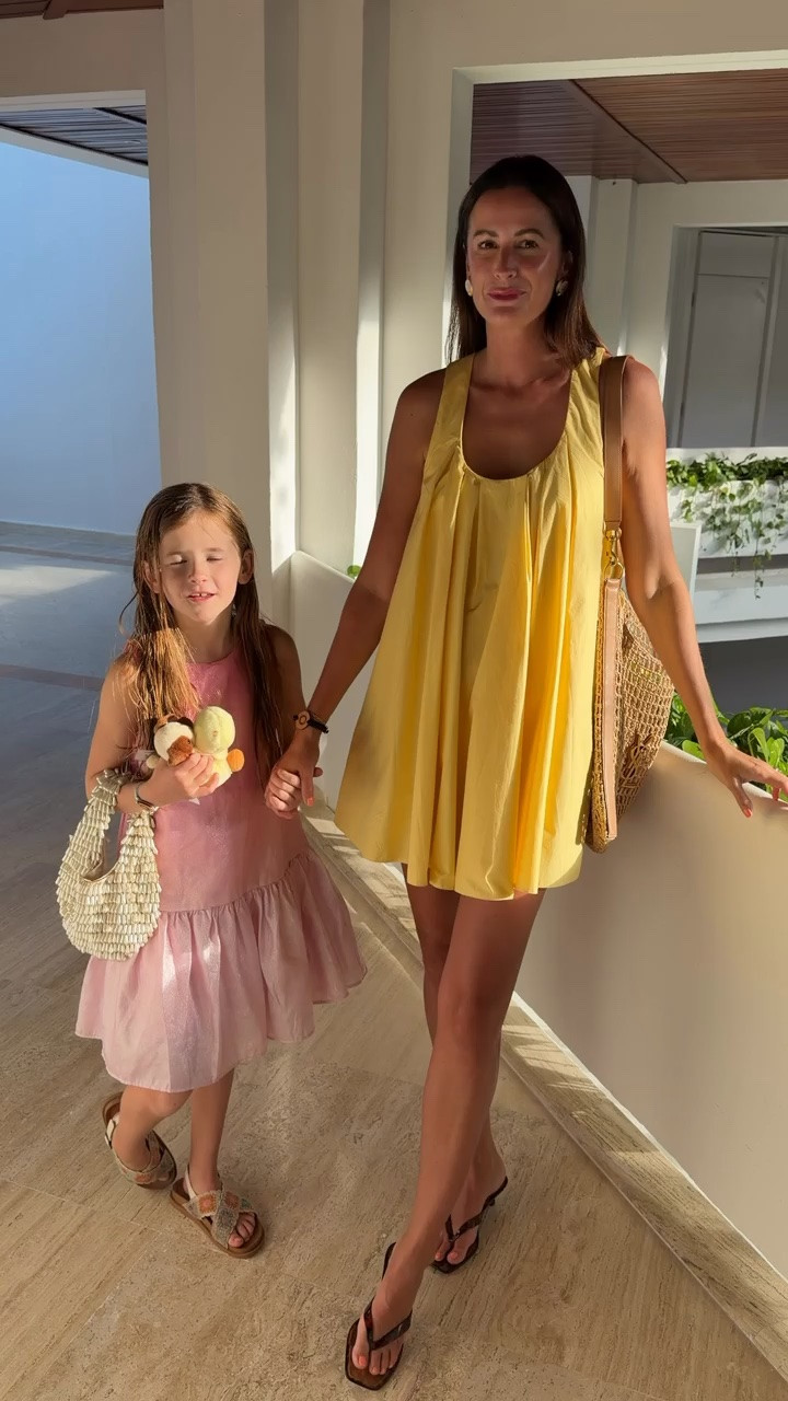 Cutest ootd with my mini! My dress is on sale and also comes in a maxi! It’s so flattering!!

#LTKootd #LTKSaleAlert #LTKTall