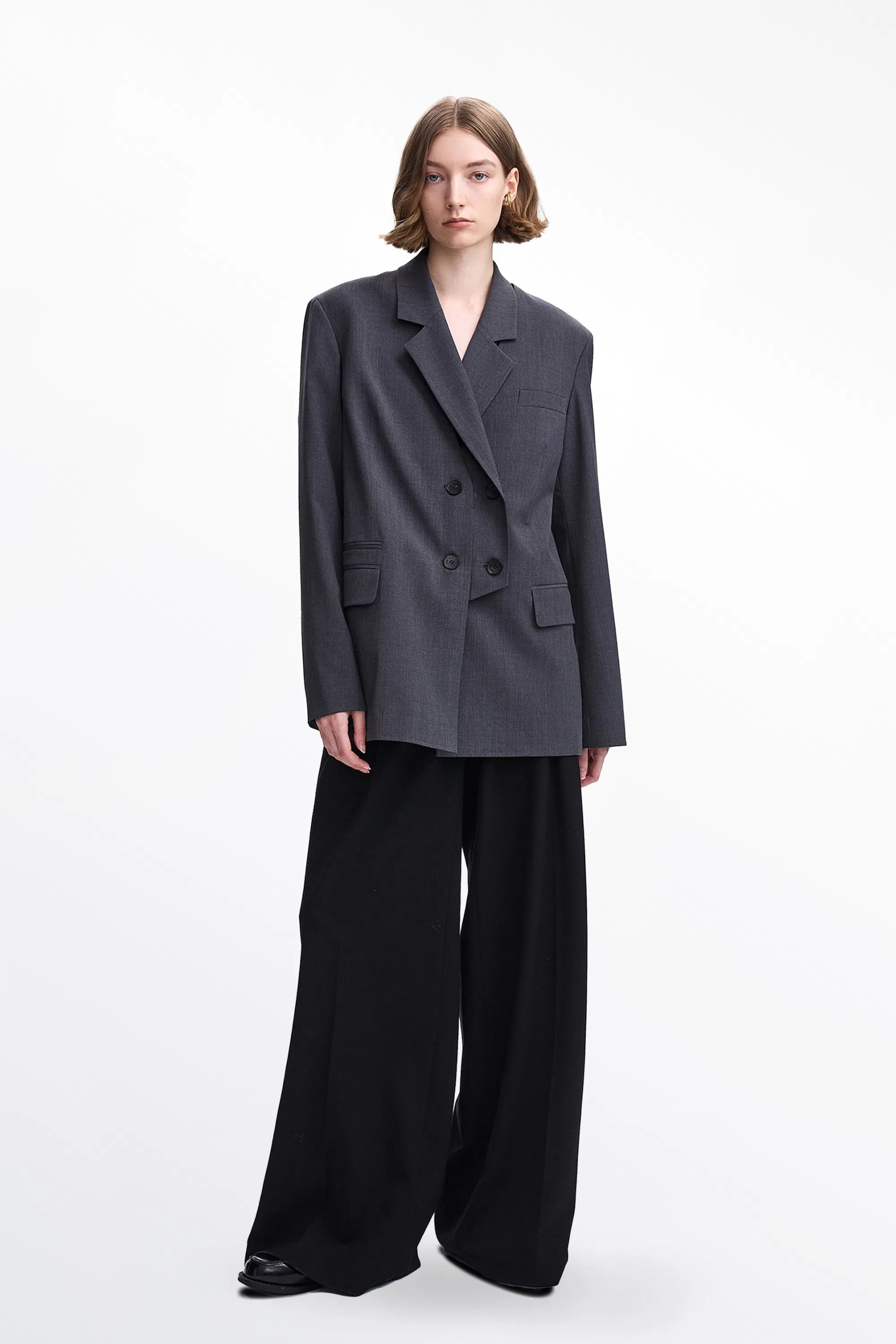 Vittoria Sleeveless Vest and Blazer Set in Wool Suiting | Fabrique