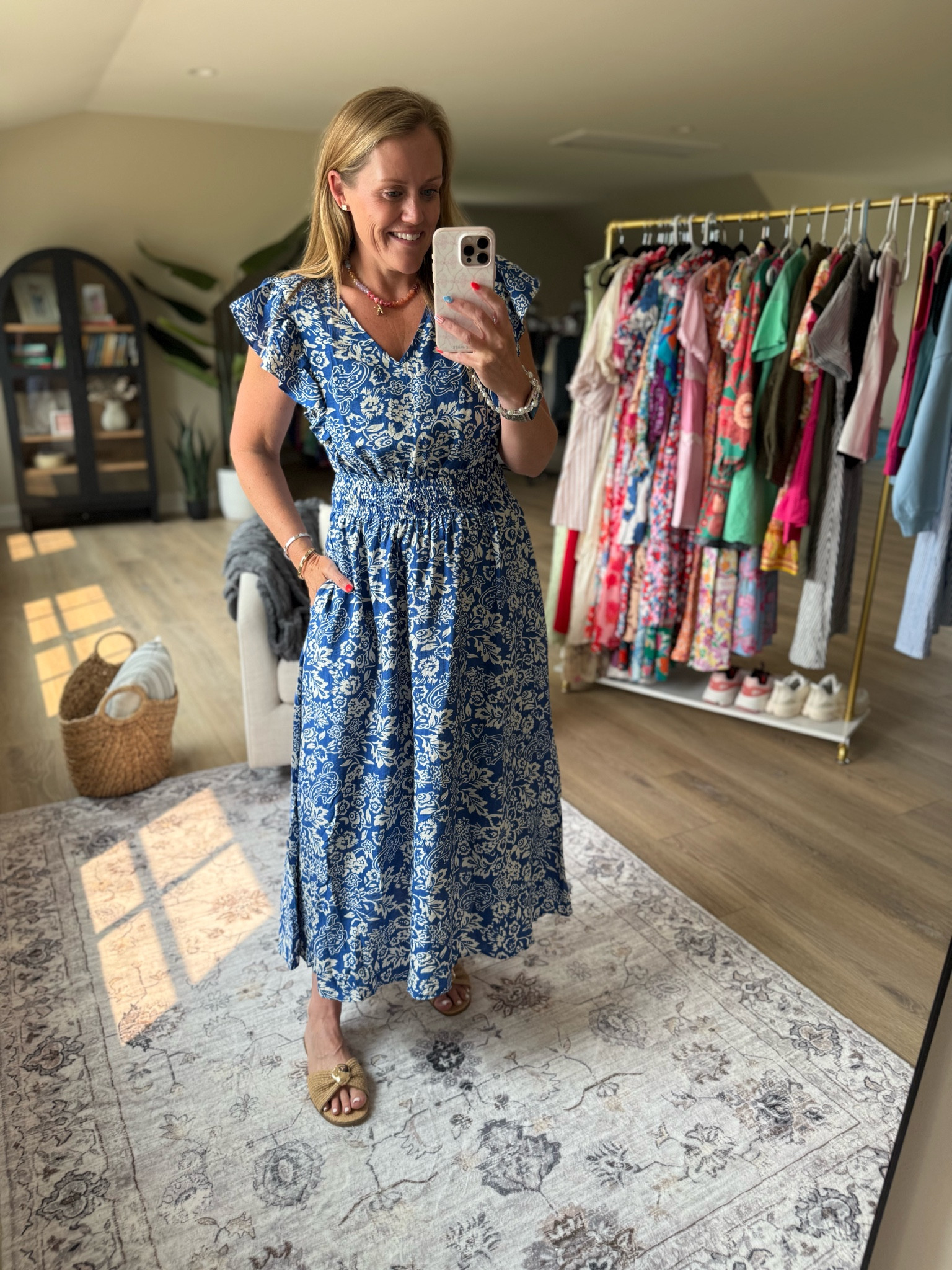 Amazon 
Amazon find 
Amazon dress 
Vacation dress
Vacation finds