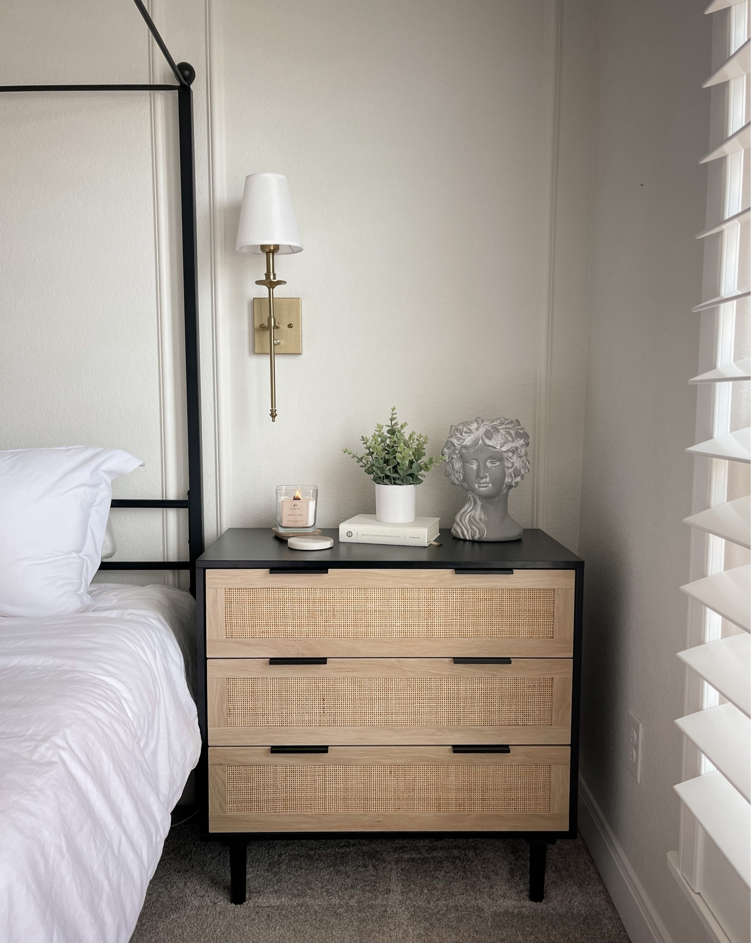 New nightstands!! I’m in love 🖤💫

#LTKFind #LTKhome