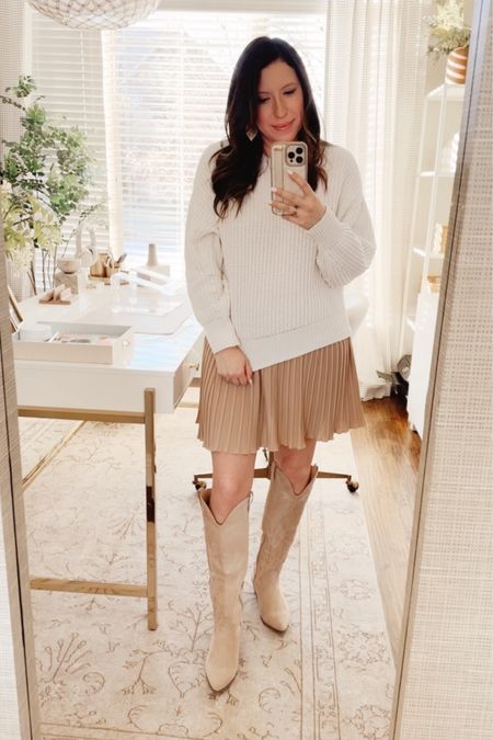 This skirt always comes in handy when I can’t figure out what to wear. Looks good with sneakers, heels or boots! 

#LTKstyletip #LTKmidsize #LTKfindsunder50