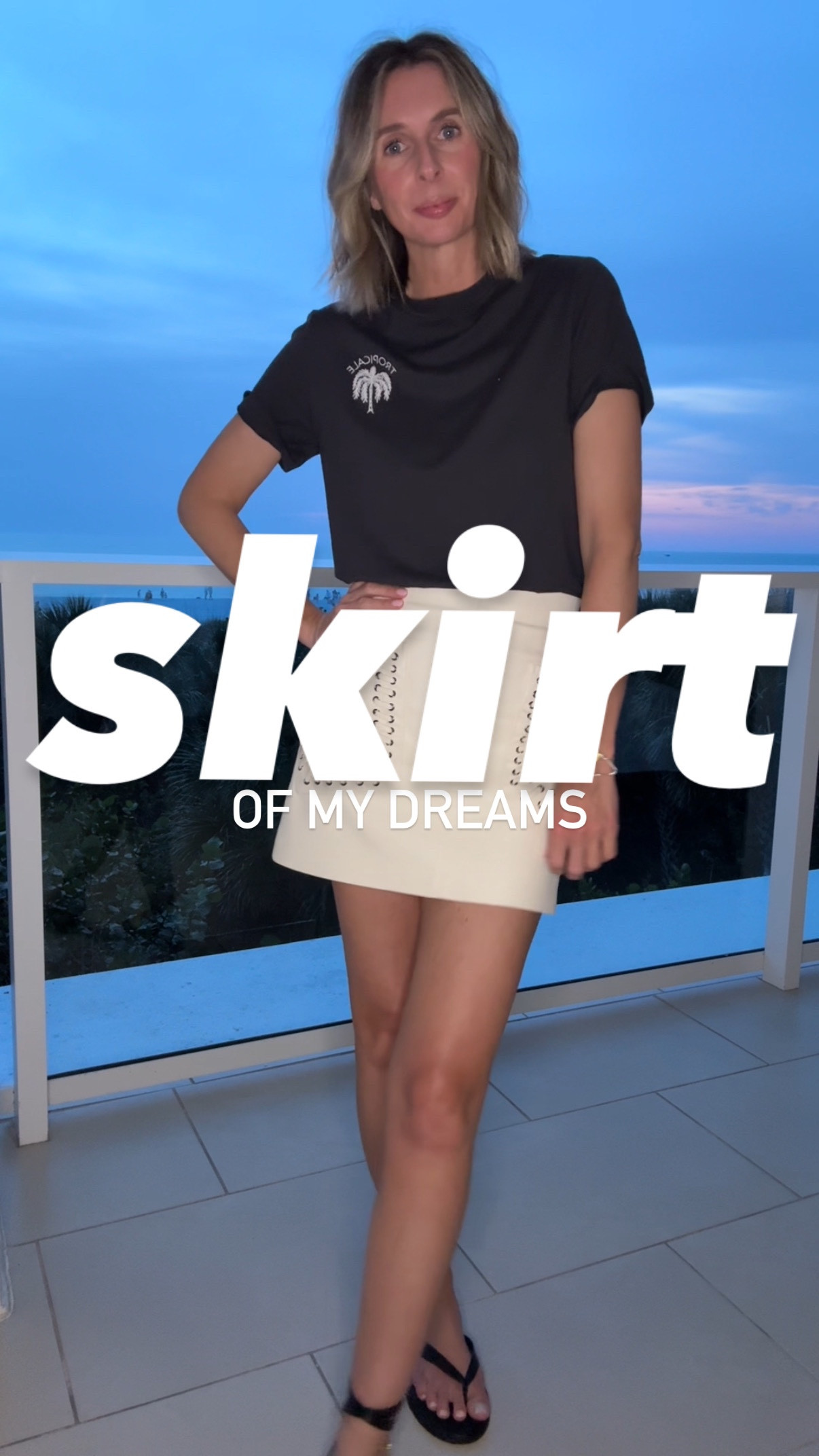 i BLOODY LOVE this mini!! these pockets got me goooood! 😮‍💨 i tried a neutral top first, but much prefer this simple black tee. a little unexpected. a little cool…dare i say! 

wearing size 4 skirt. if you’re between sizes, size up!

i’m also absolutely rocking this in chicago with a light knit sweater. ugh, it’s so good guys and from past experience the h&m limited collection sells out fasssst, so if you like this…grab it now! or just save for inspo.

ty for being here! appreciate you all. oh, and i only brought two bags on my trip, neither of which worked with this look! 🙃



vacay outfit, mini skirt, effortless style, h&m style, simple outfit, style over 40 and under 40 to be honest, easy outfit. 

#LTKFindsUnder50 #LTKOver40 #LTKWatchNow