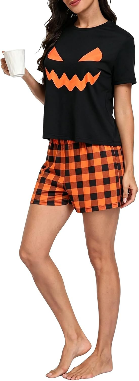 Women's Halloween Pajama Sets 2 Piece Short Sleeve Pumpkin Skeleton Print Soft Sleepwear Lounge Set | Amazon (US)