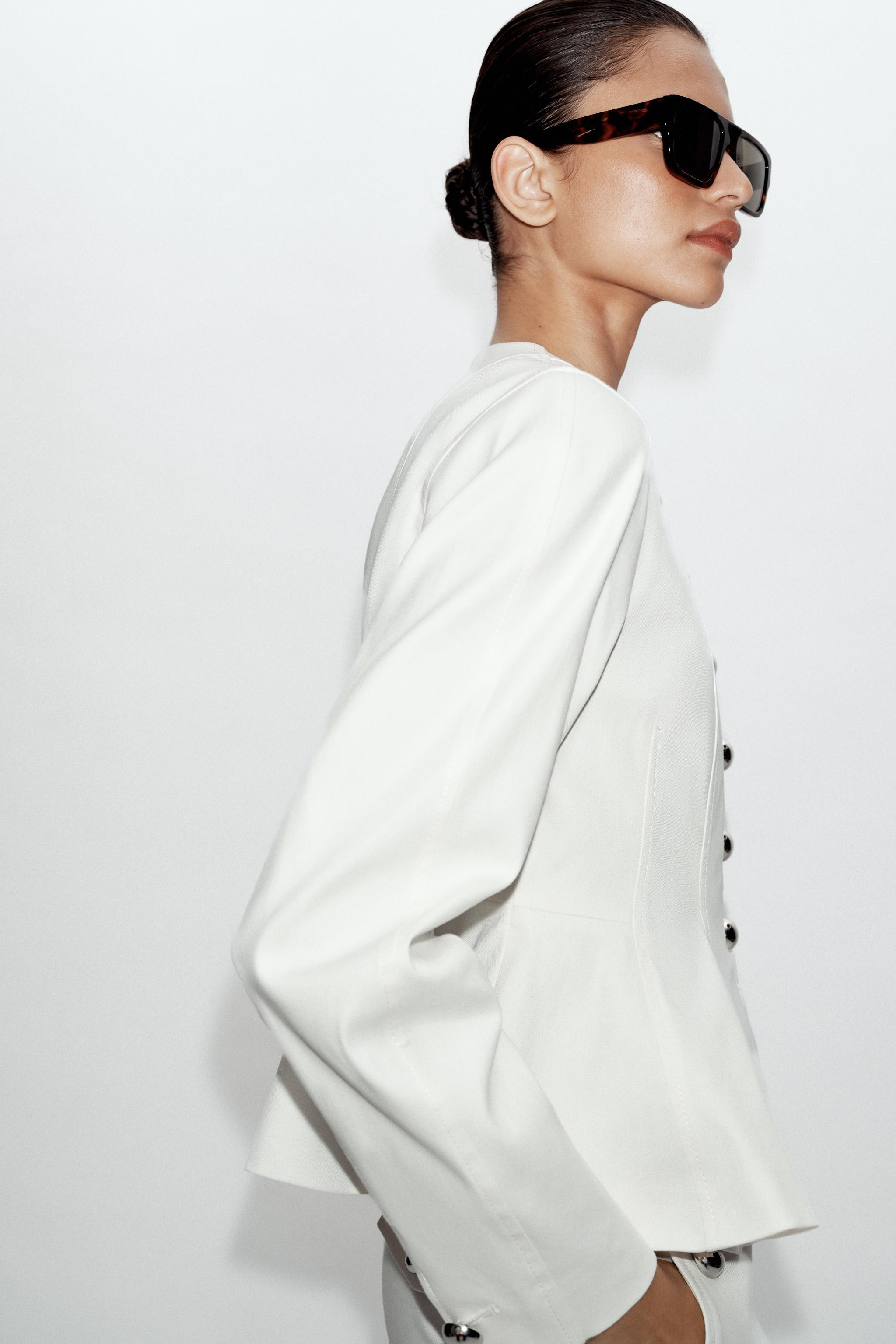 PEPLUM BLAZER WITH METAL BUTTONS | Zara UK