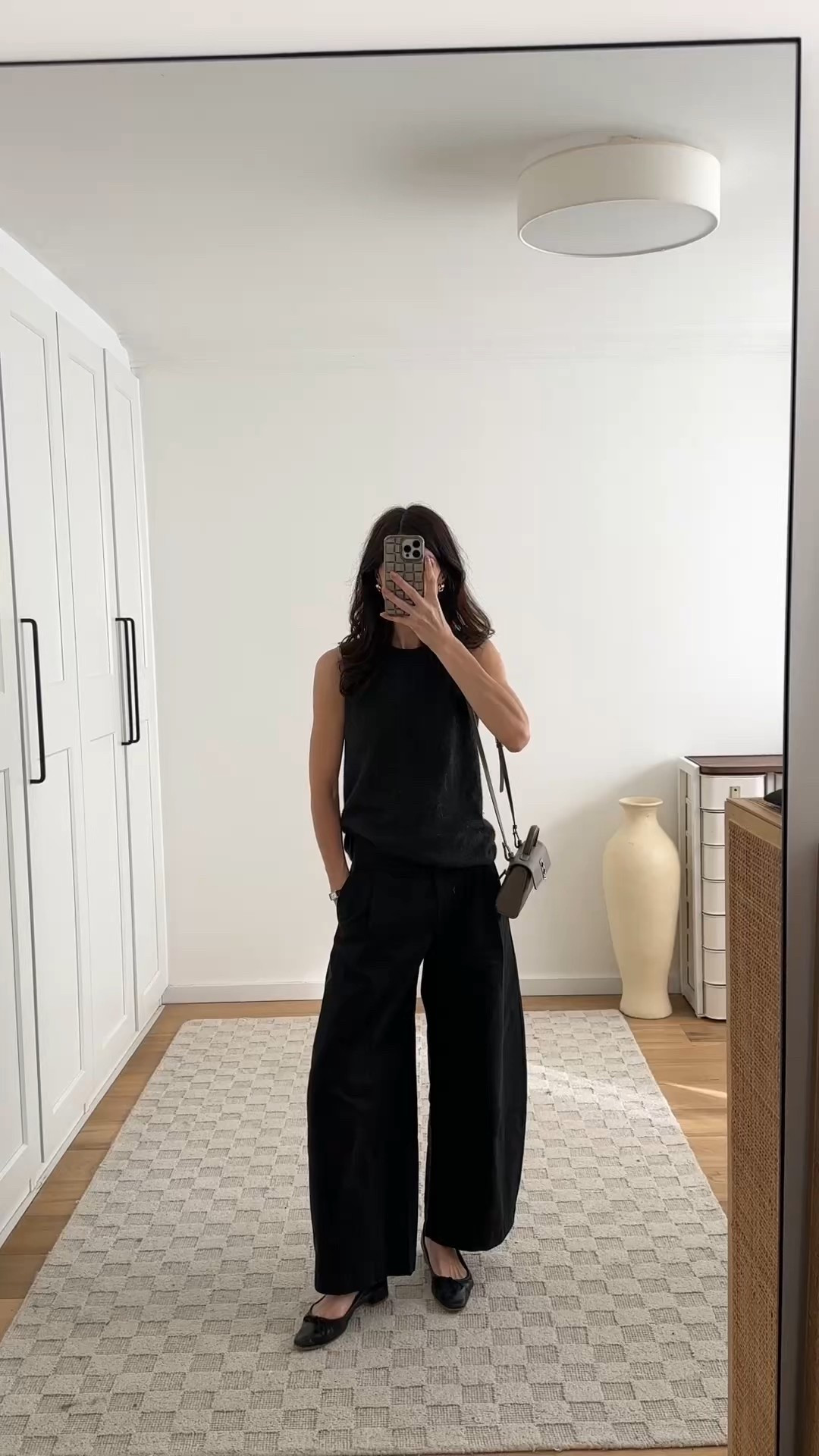 Knit is grana, pants are in size US2, shoes in AU9