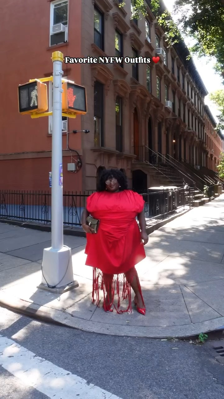 Favorite outfits from NYFW 😆♥️

Unlinkable items:

Outfit 1
Dress: Kai Collective
Skirt: Kai Collective

Outfit 2
Dress: Kai Collective
Scarf: Kyia Teiler

Outfit 3
Dress: Rendoll
Shoes: Wydr

Outfit 4
Set: Fashion Szn
Cardigan: Tamara Malas



#LTKNYFW #LTKMidsize #LTKPlusSize