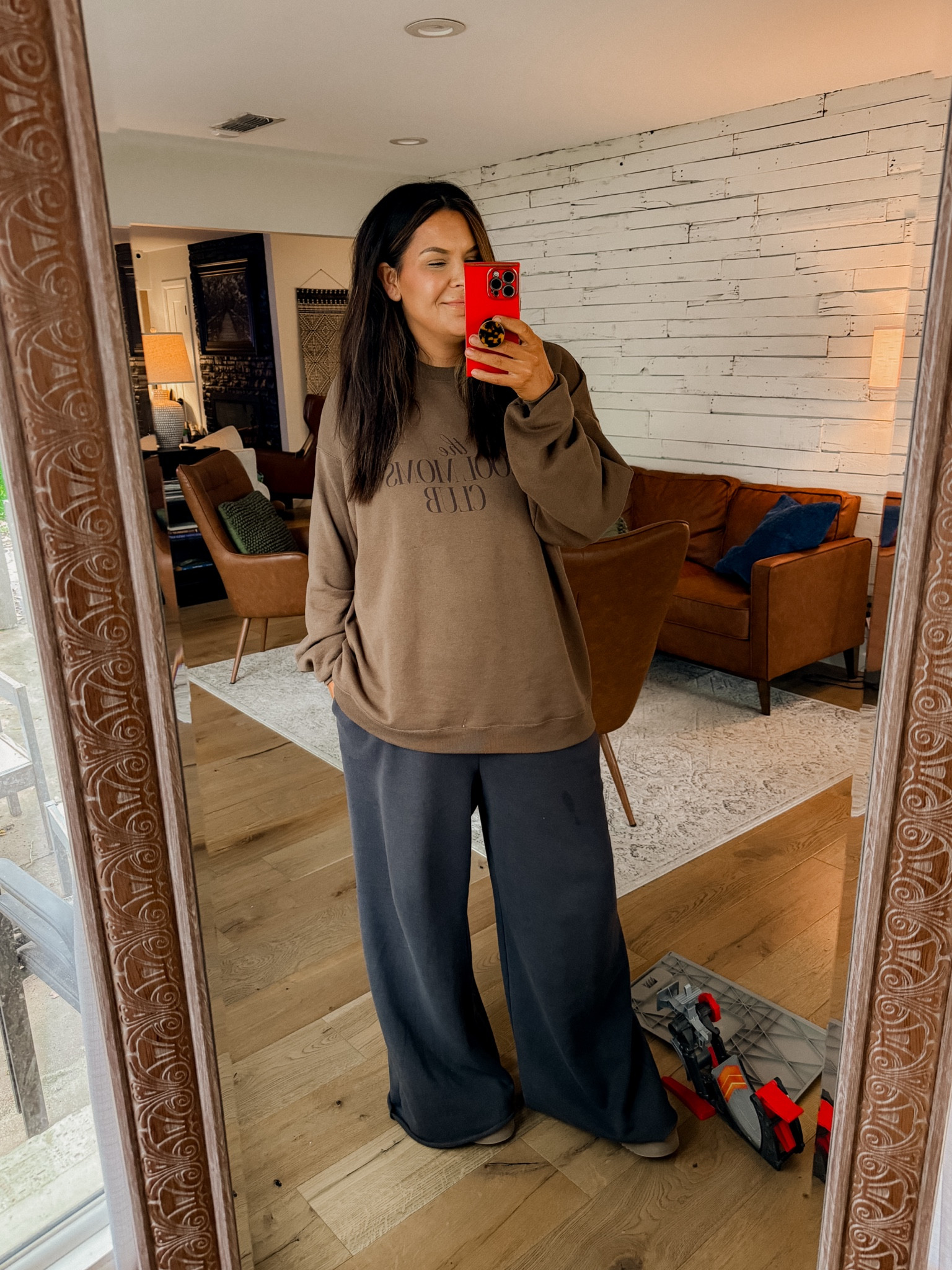 Fancy Friday fit
Sweatshirt: XXL (BWC15)
Sweats: XL
Slippers: TTS


#LTKmidsize #LTKfindsunder100 #LTKfindsunder50