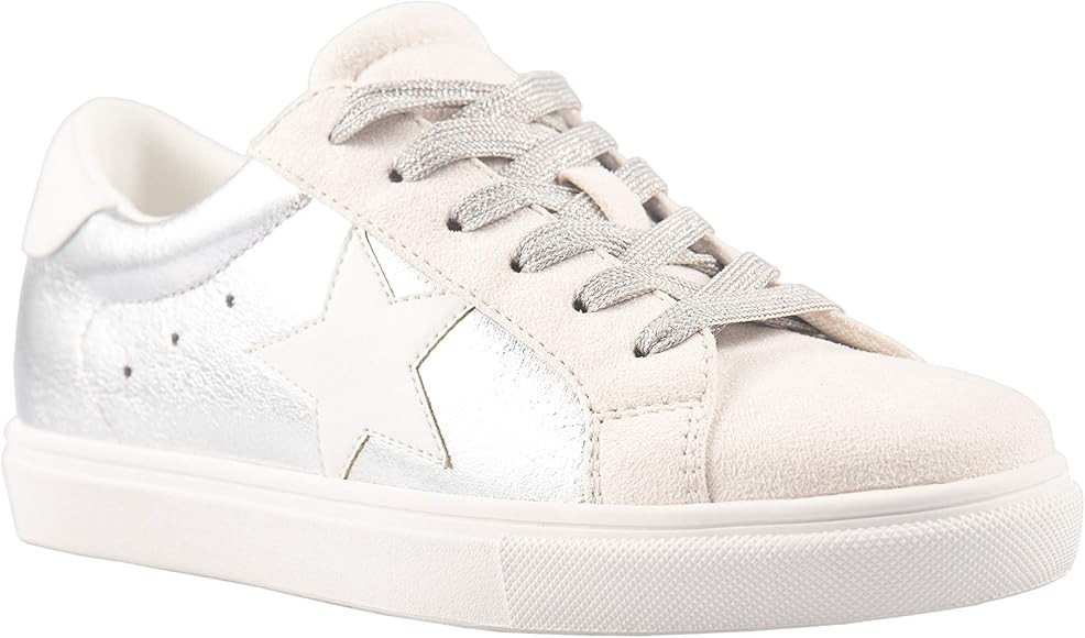 PARTY Women's Fashion Star Sneaker Lace Up Low Top Comfortable Cushioned Walking Shoes | Amazon (US)