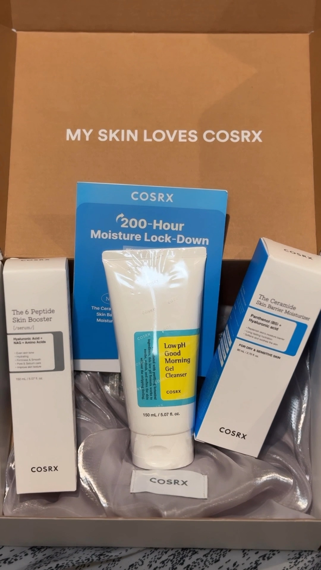 Unbox @cosrx Skin Barrier Set with me 🤍
.
1. The 6 Peptide Skin Booster Serum
2. Low pH Good Morning Gel Cleanser
3. The Ceramide Skin Barrier Moisturizer
.
🔖 Subscribe to my LTK for more
.
🔖 Follow @its.sandyibrahim for more

#LTKFindsUnder50 #LTKBeauty #LTKGiftGuide