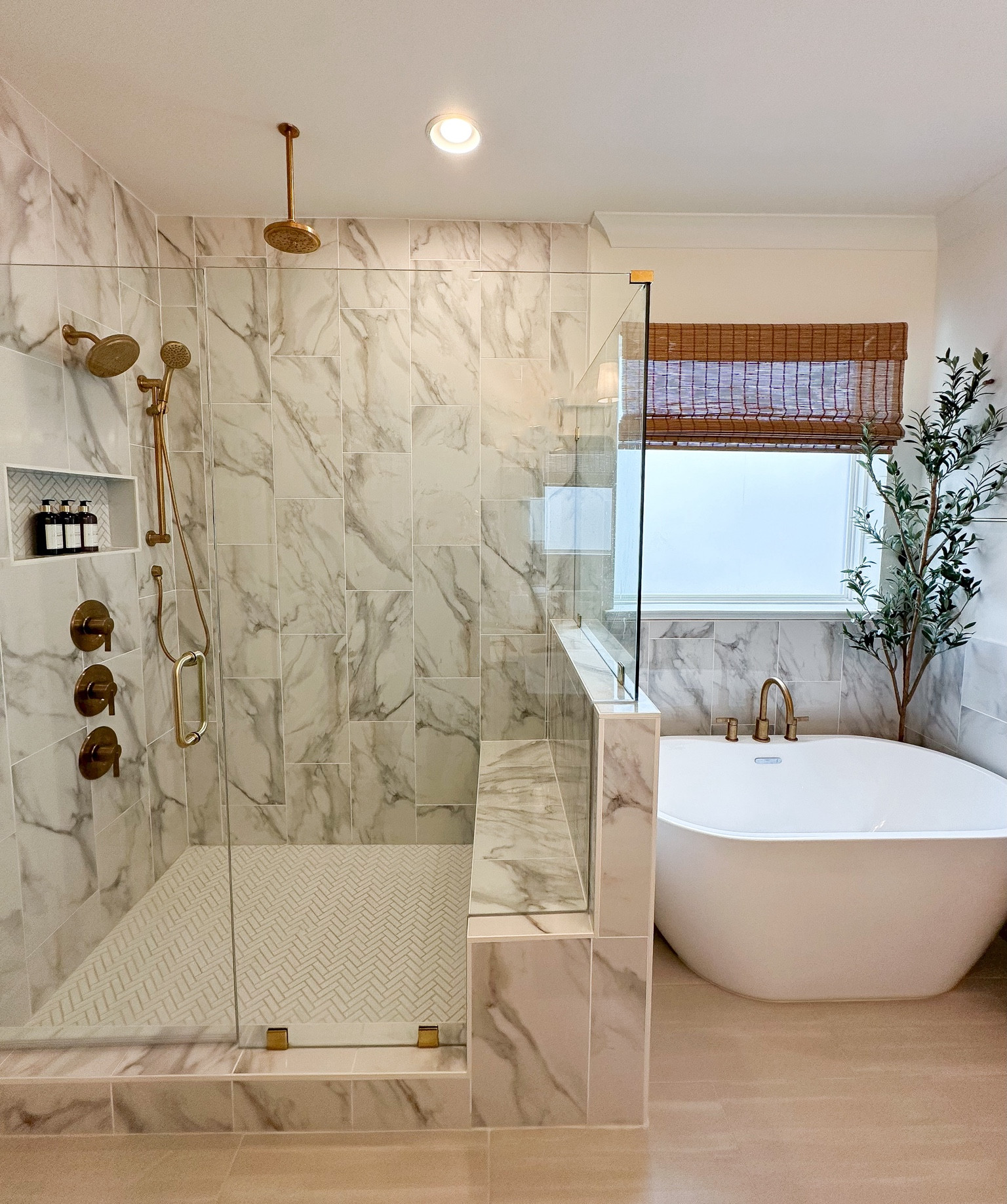 Shower details ✨ 

#LTKsalealert #LTKhome #LTKstyletip