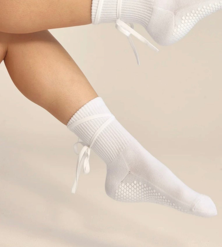 Pilate Princess Vibes 🩰grip socks 