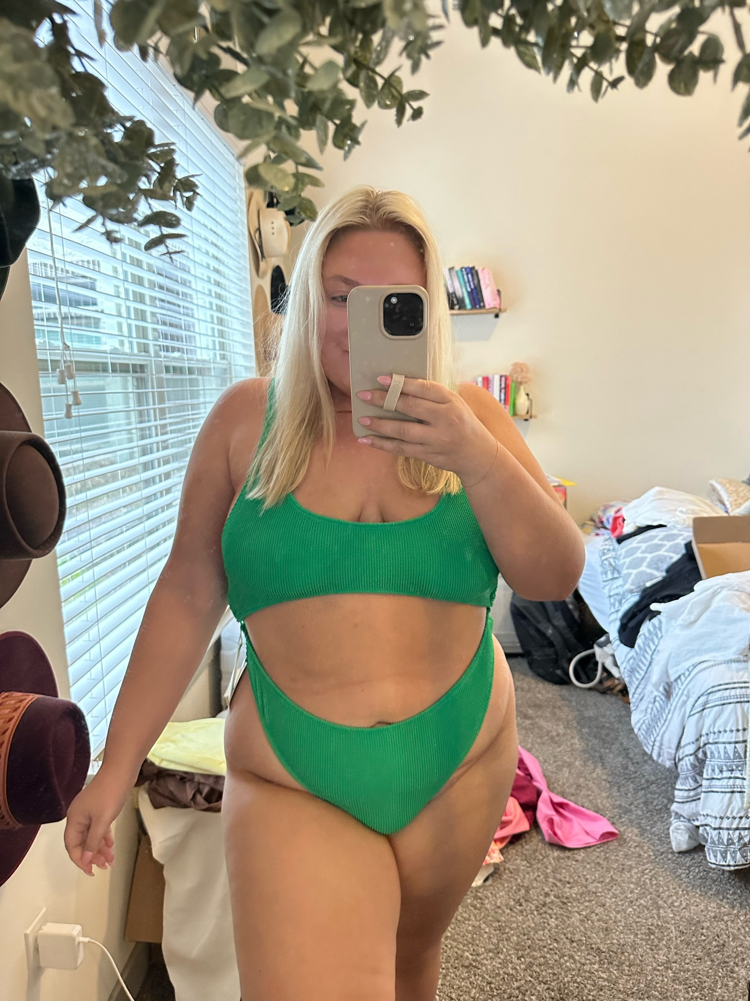 Good American plus size monokini one piece swimsuit! Wearing size 5/2XL! 

#LTKcurves #LTKunder100 #LTKswim