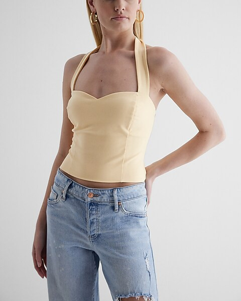 Body Contour Textured Sweetheart Halter Cropped Tank | Express