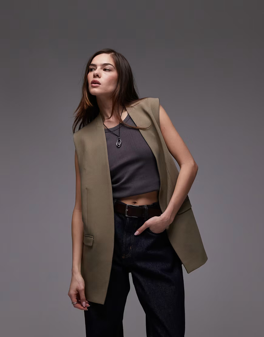 Topshop – Ärmelloser Blazer zum Hineinschlüpfen in Pilzbraun, Kombiteil | ASOS (Global)