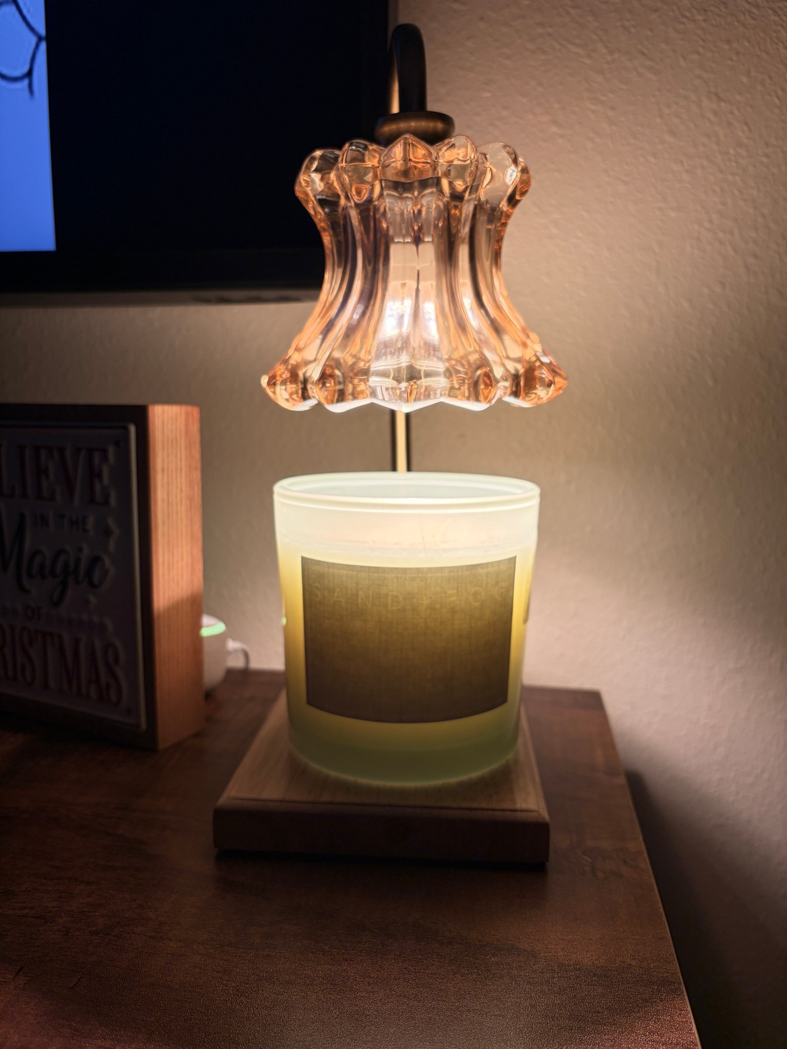 Amber flower candle warmer