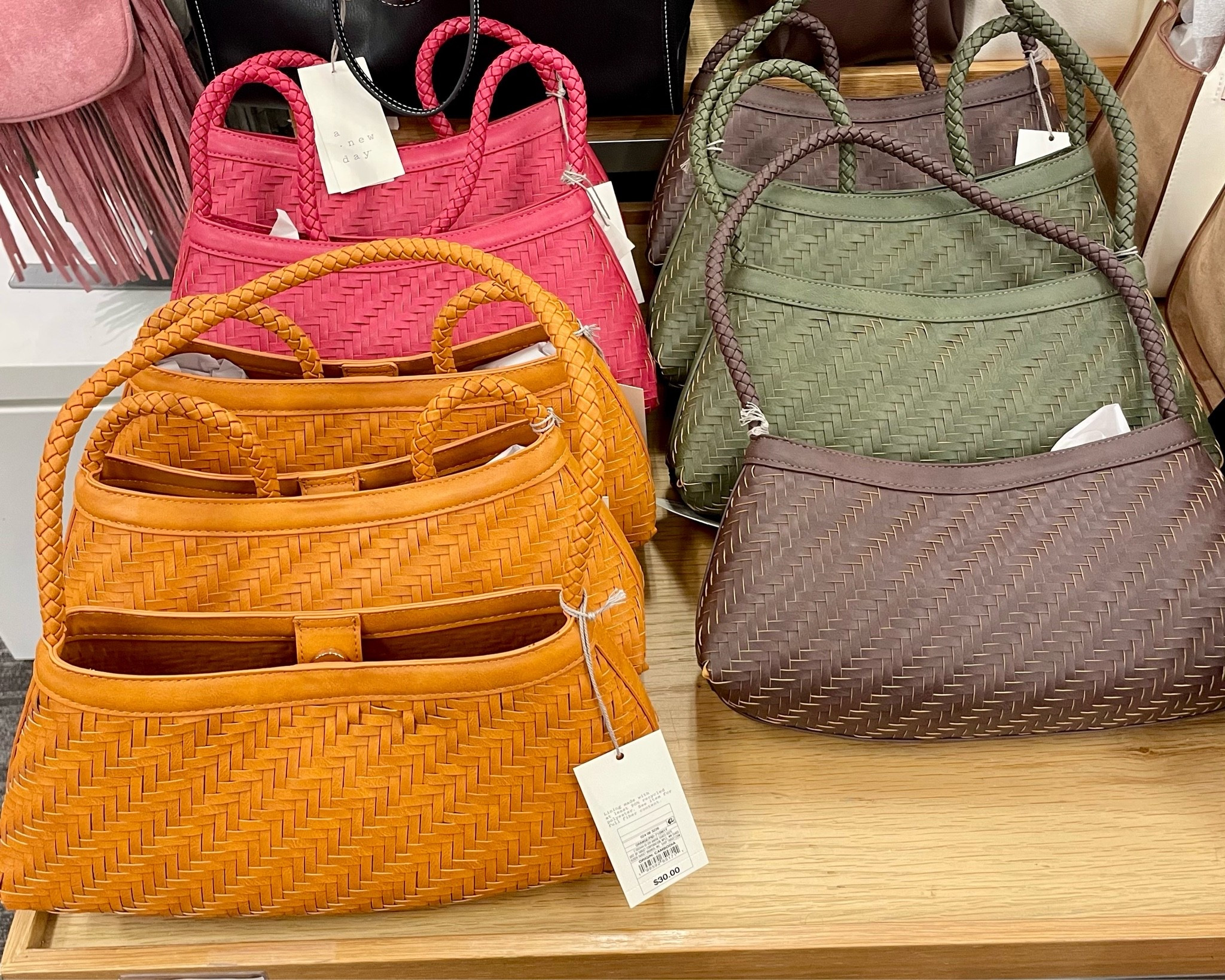 New at Target

Woven Shoulder Bag
$30

Target Style

#LTKOver40