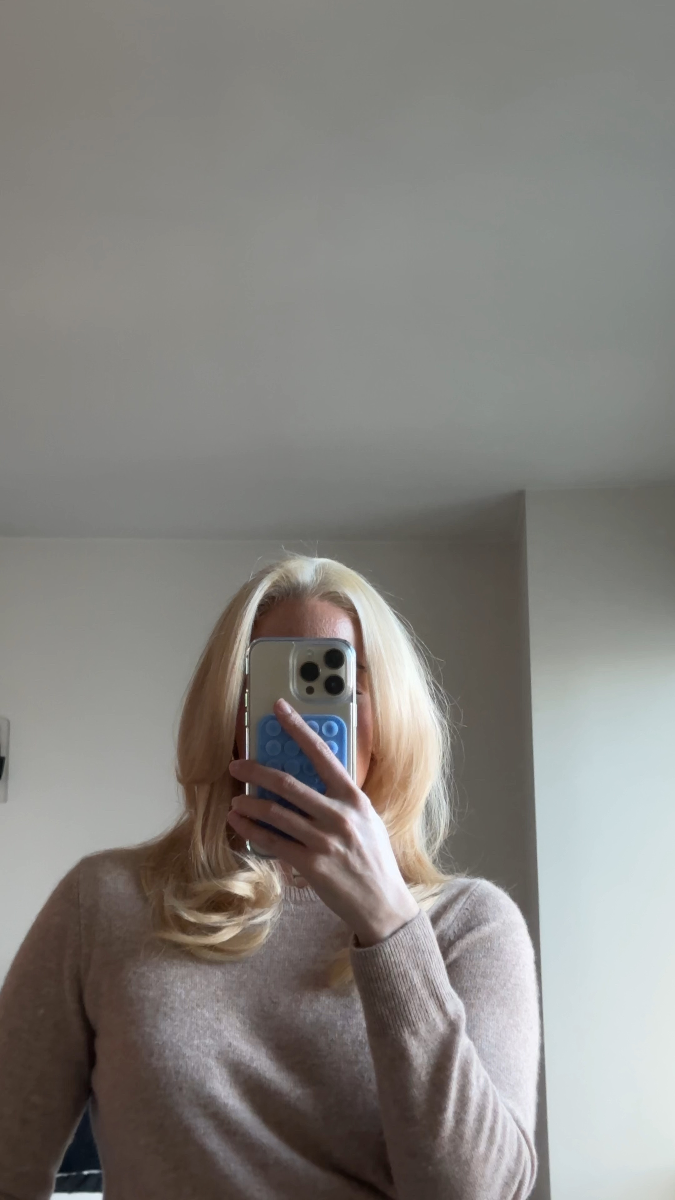 AFFORDABLE QUALITY CASHMERE

Quince has been my go to for cashmere staples like crewneck sweaters and turtlenecks for YEARS. Almost all their cashmere is under $100!

My two toned faux leather jean skirt is on sale for 40% off ($70). It pairs perfectly with a cashmere sweater or button down.

Fall outfit, workwear, office outfit

#LTKSeasonal #LTKstyletip #LTKworkwear