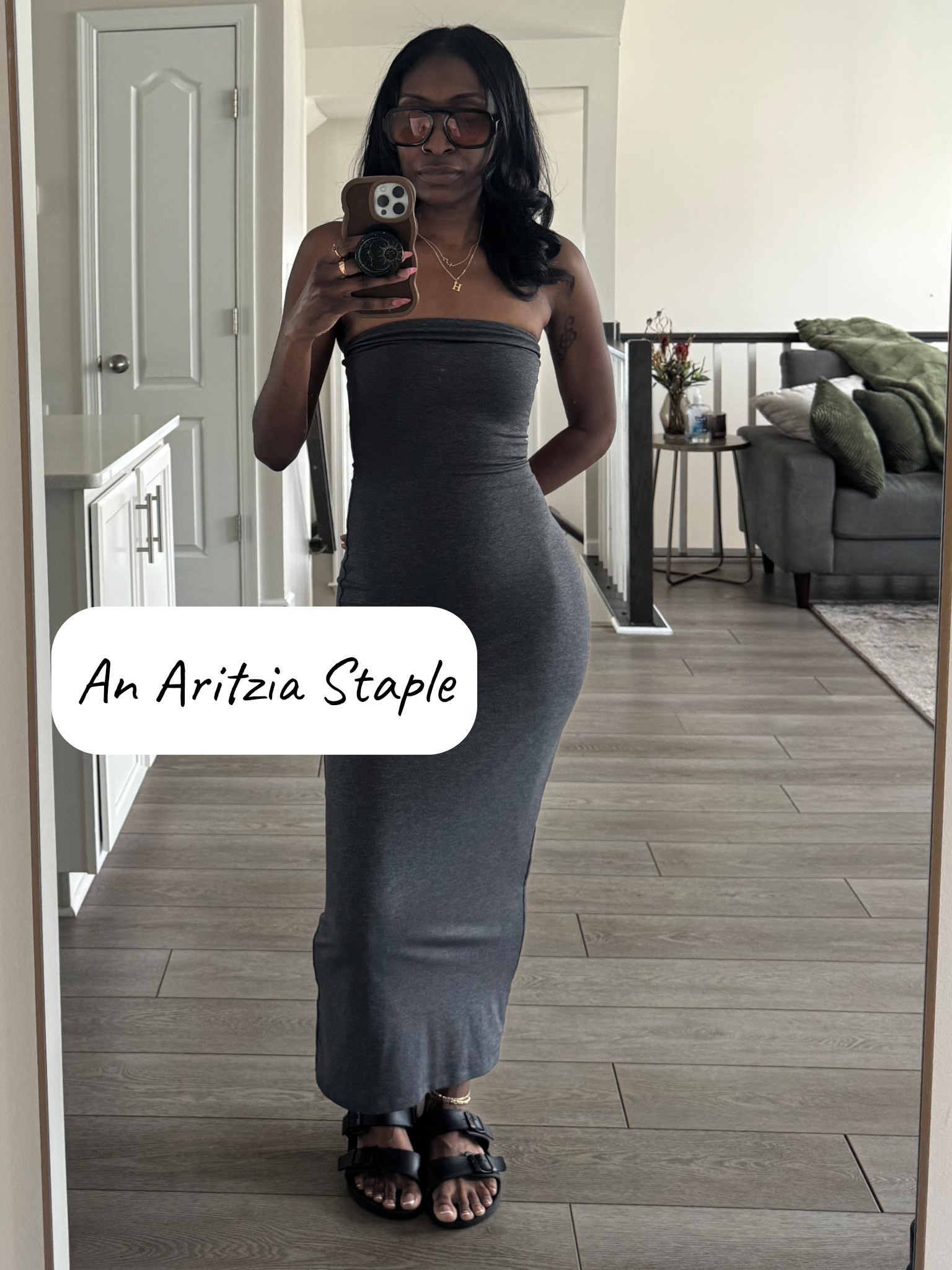 First 90° day of the year, and I’m stuck inside working 😒. But I’m gonna wear my Aritzia Contour!

#springoutfits2026 #casualspringoutfit #wfhoutfit #wfh #aritzia #amazon #birkenstocks

#LTKSeasonal #LTKootd #LTKPetite